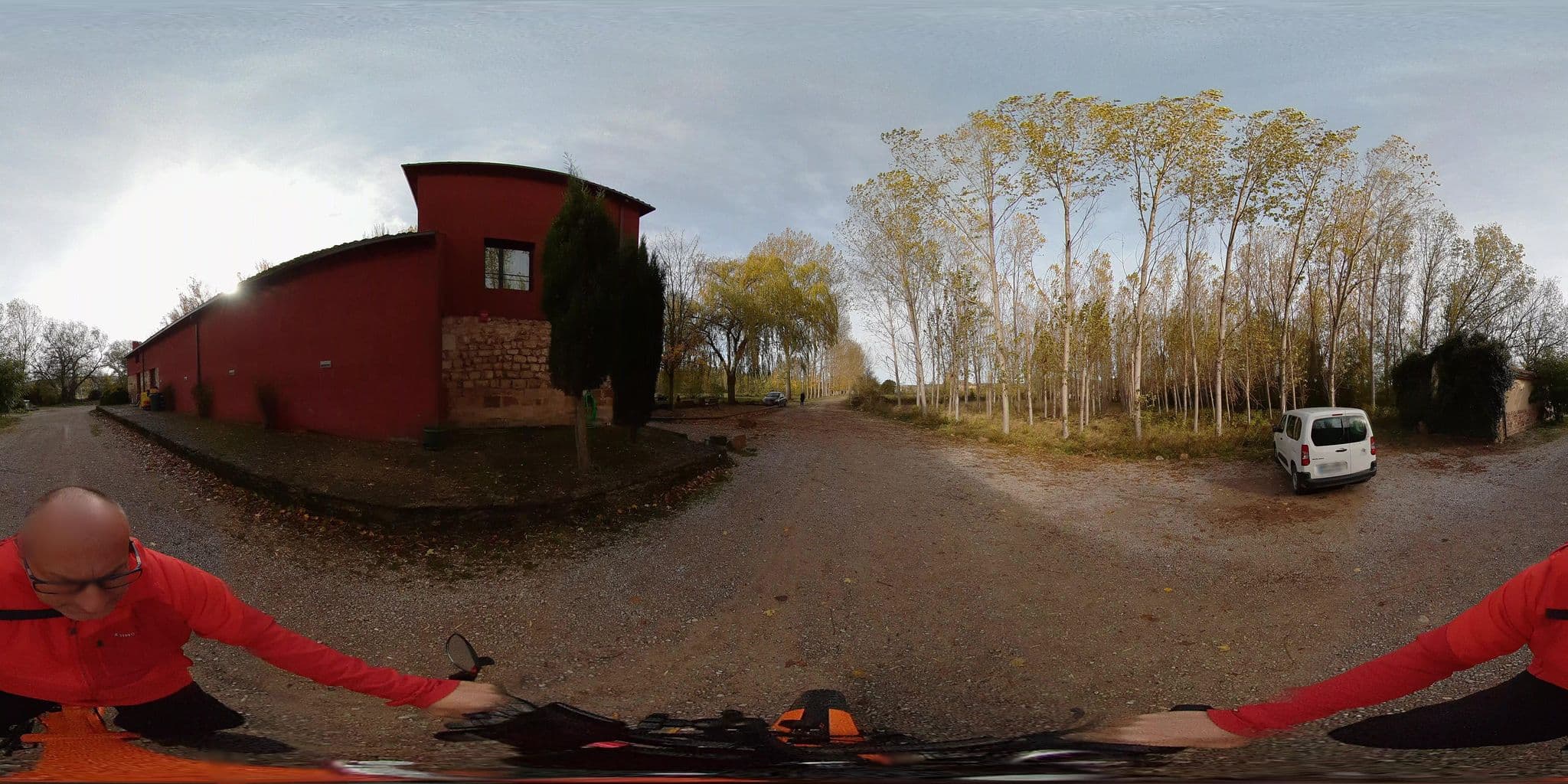 Street view near El Molino de Salinas, Barruelo de Santullán — © mcd3 (CC BY-SA · Mapillary)