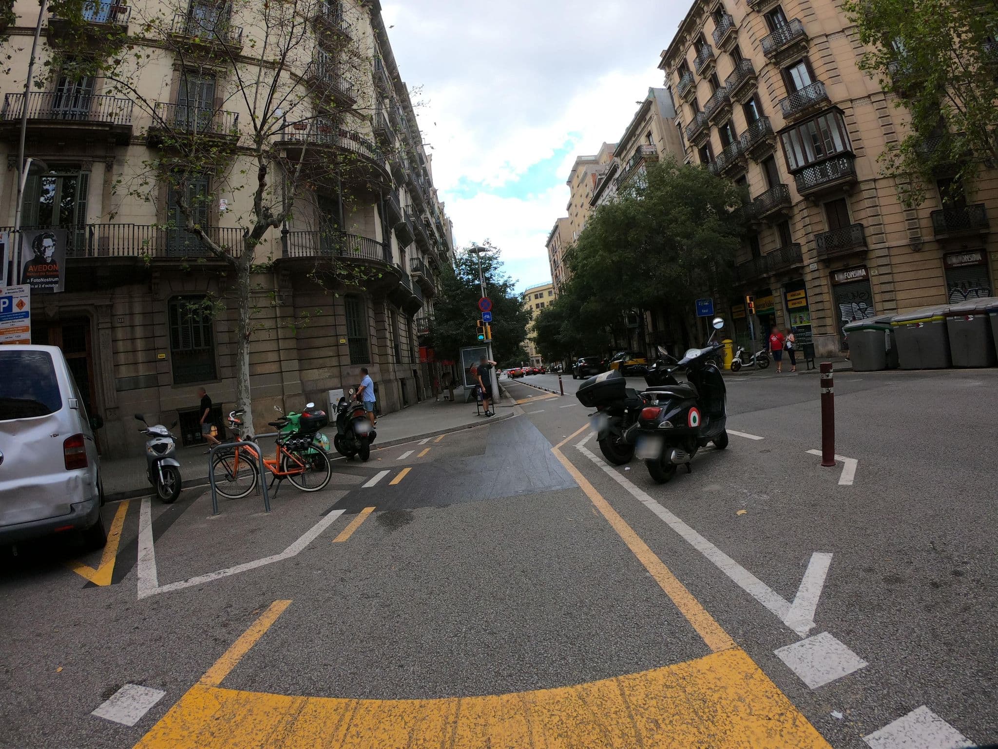 Street view near Boutique Bed and Breakfast Barcelona, Dreta de l'Eixample — © rubencarbonero (CC BY-SA · Mapillary)