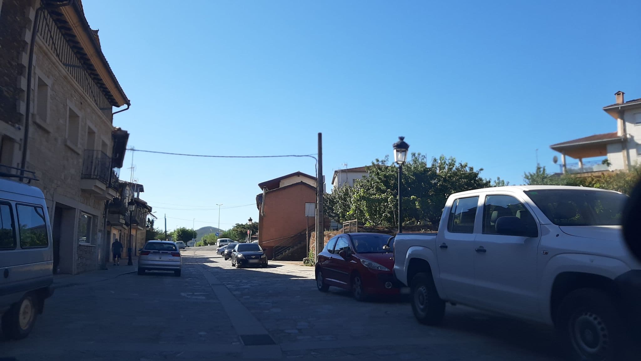 Street view near Casa Rural Las Pasaderas, La Alberca — © civitas (CC BY-SA · Mapillary)