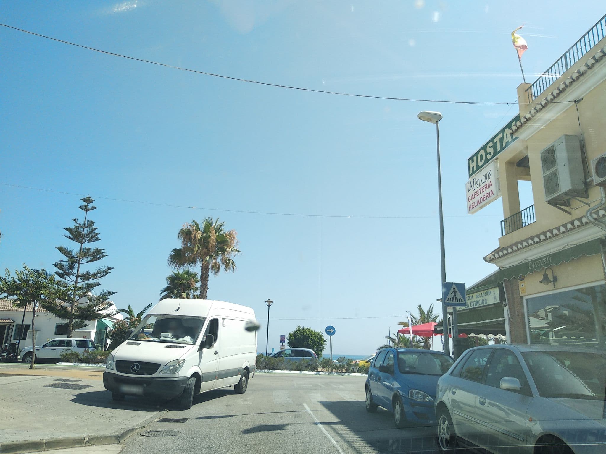 Street view near La Estación, Valdés — © klaberlang (CC BY-SA · Mapillary)