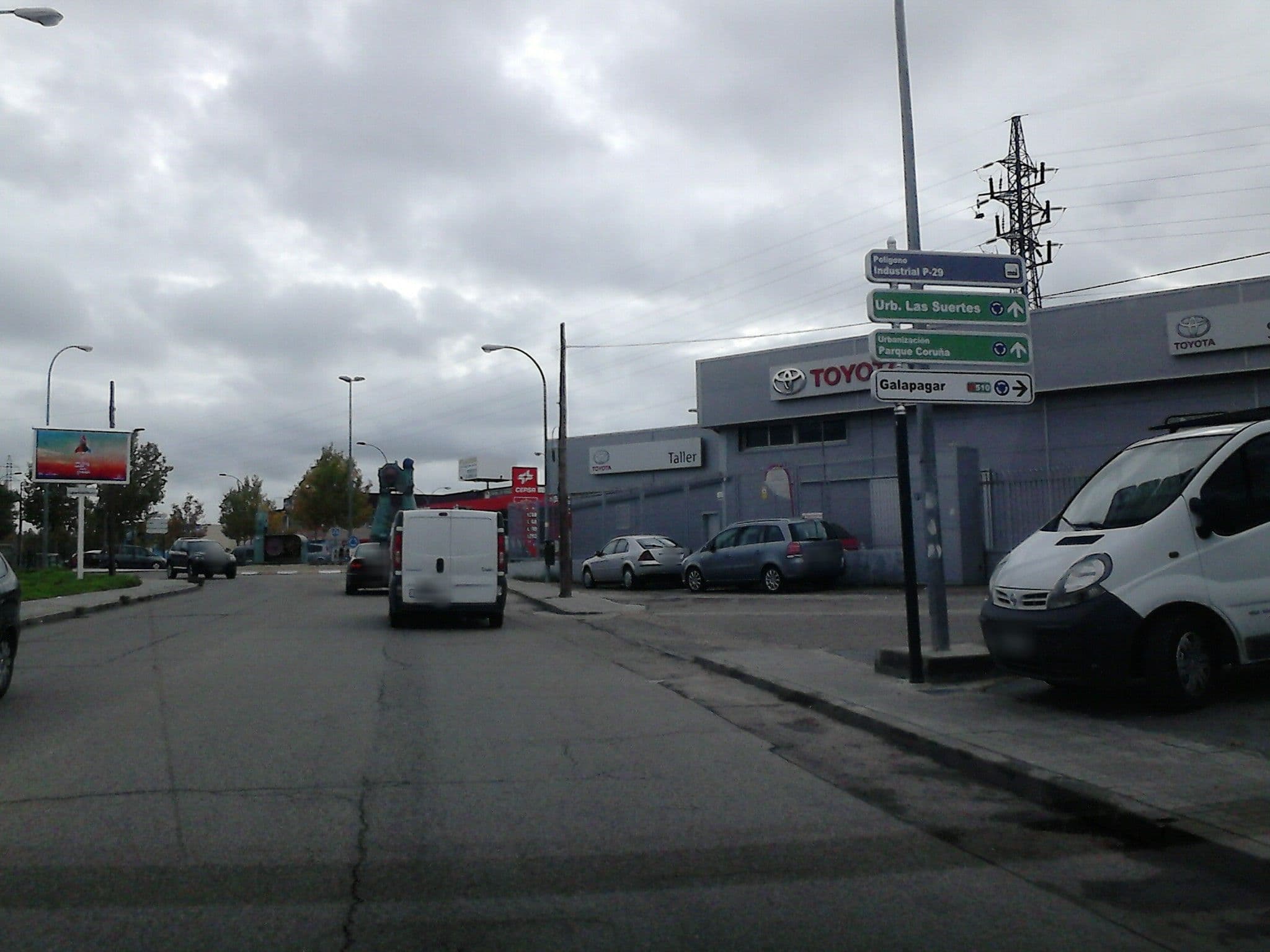 Street view near El Molino, Collado-Villalba — © robertogeb (CC BY-SA · Mapillary)