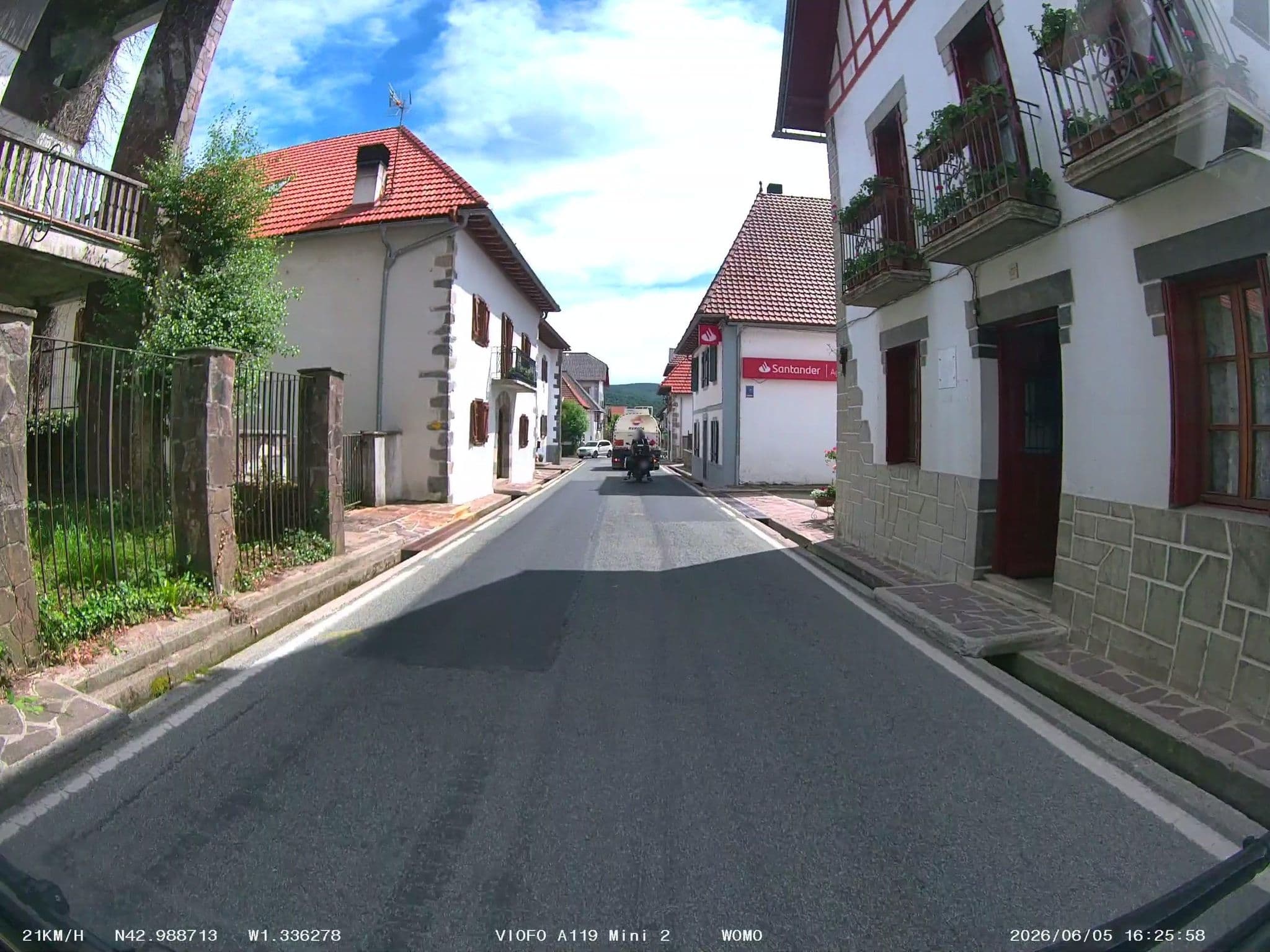 Street view near Loigorri, Aoiz — © soulcover (CC BY-SA · Mapillary)