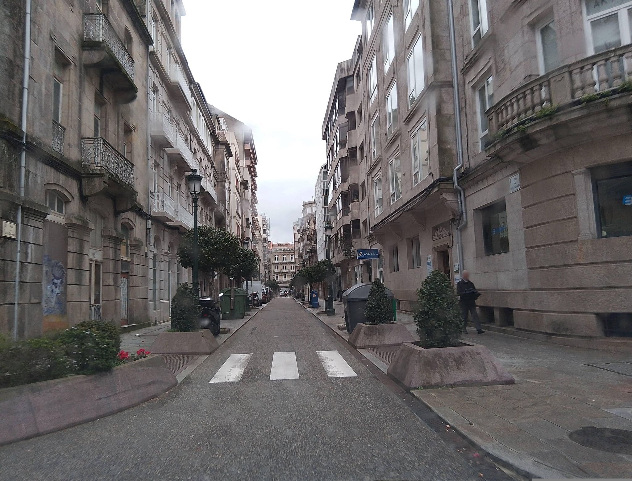 Street view near Hotel Maroa, Vigo — © EAPI (CC BY-SA · Mapillary)