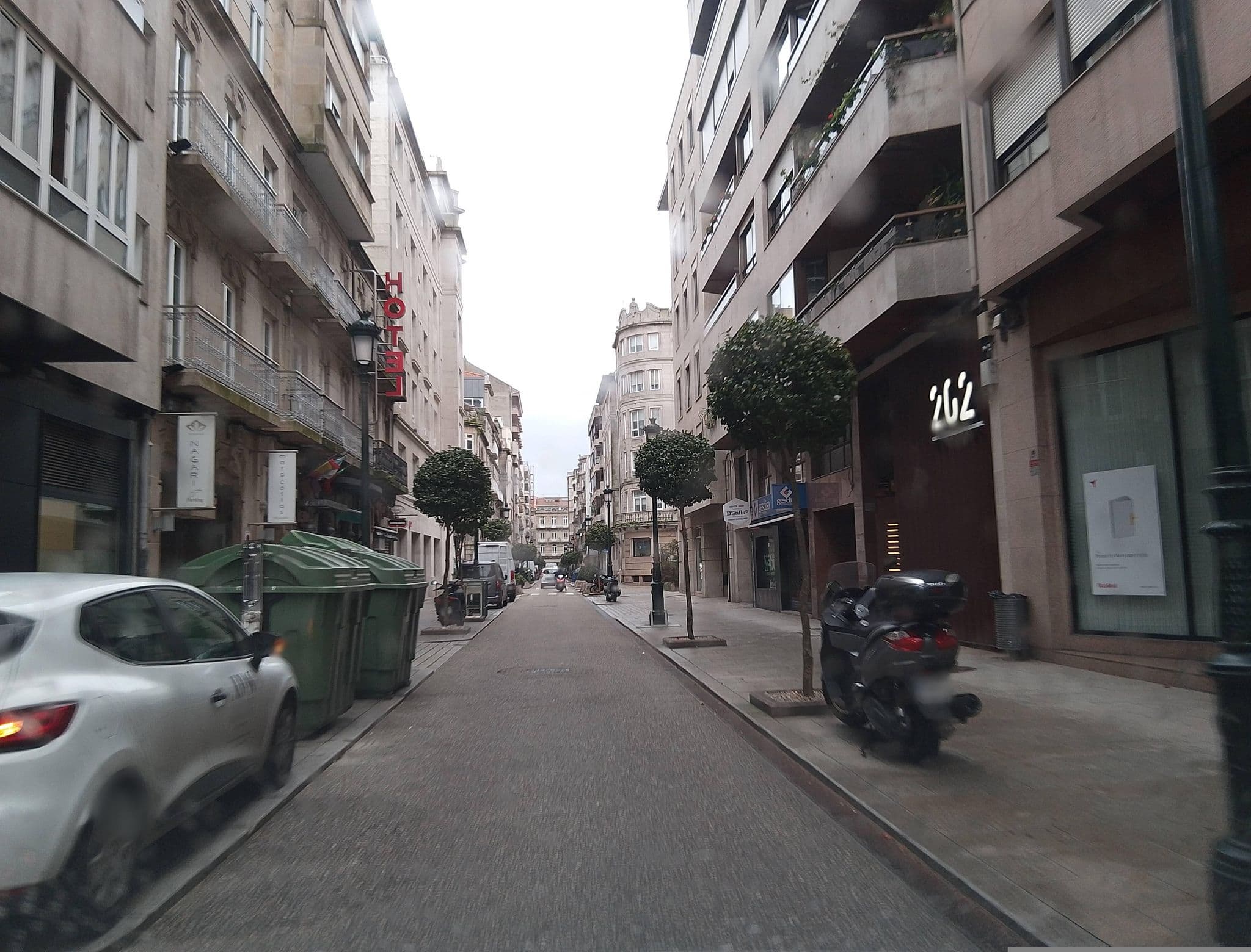 Street view near Hotel del Mar, Vigo — © EAPI (CC BY-SA · Mapillary)