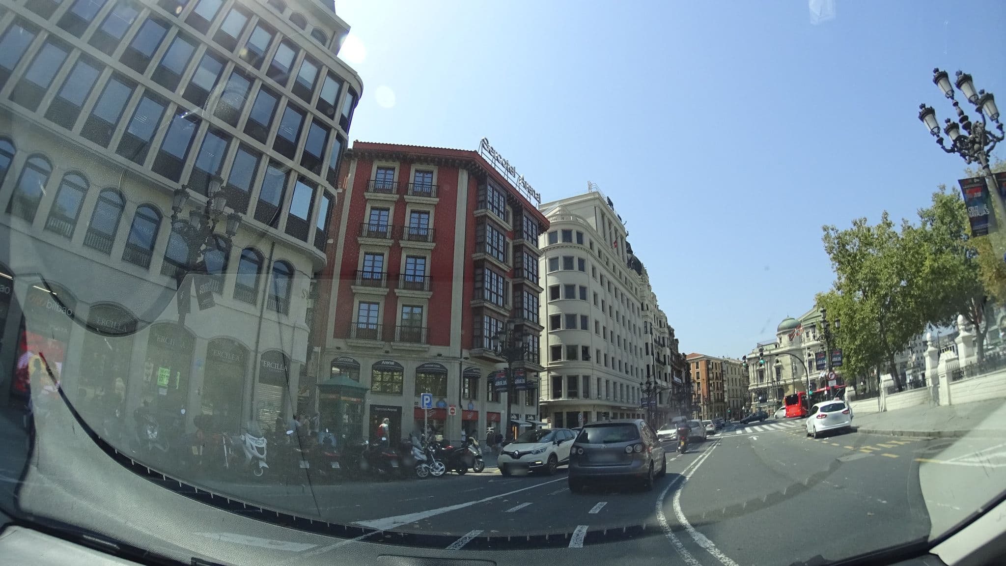 Street view near Sercotel Arenal Bilbao, Bilbao — © robertogeb (CC BY-SA · Mapillary)