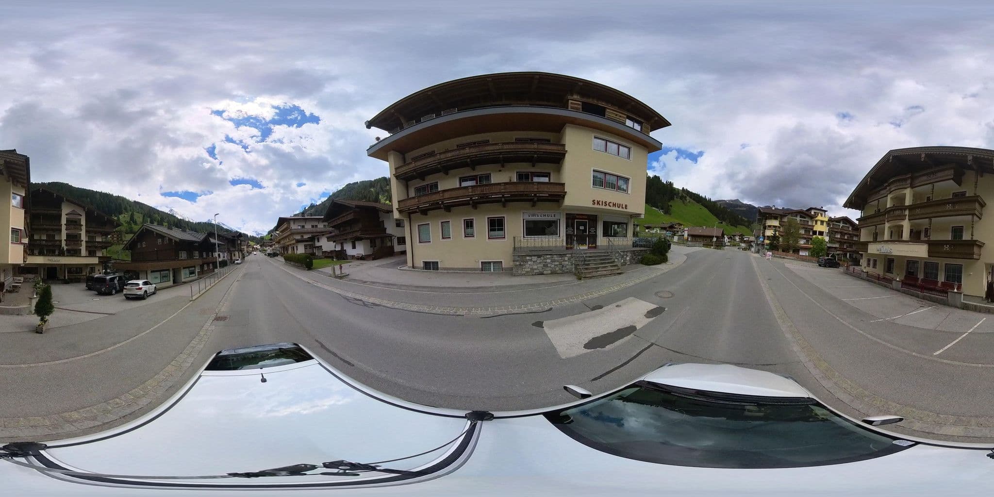 Street view near das Alois, Tux — © osmplus_org (CC BY-SA · Mapillary)