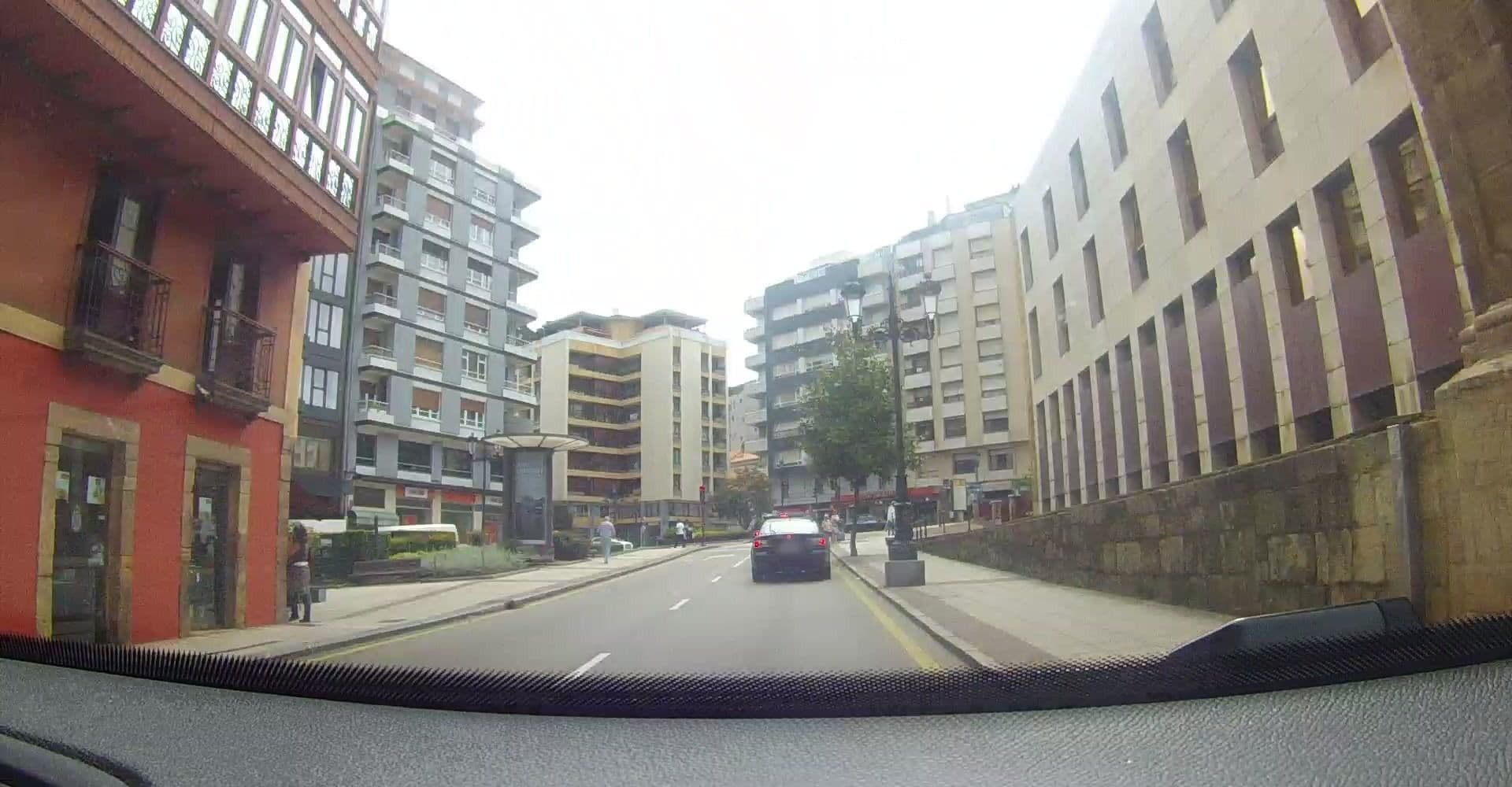 Street view near Hotel Vetusta, Oviedo — © VincentVE (CC BY-SA · Mapillary)