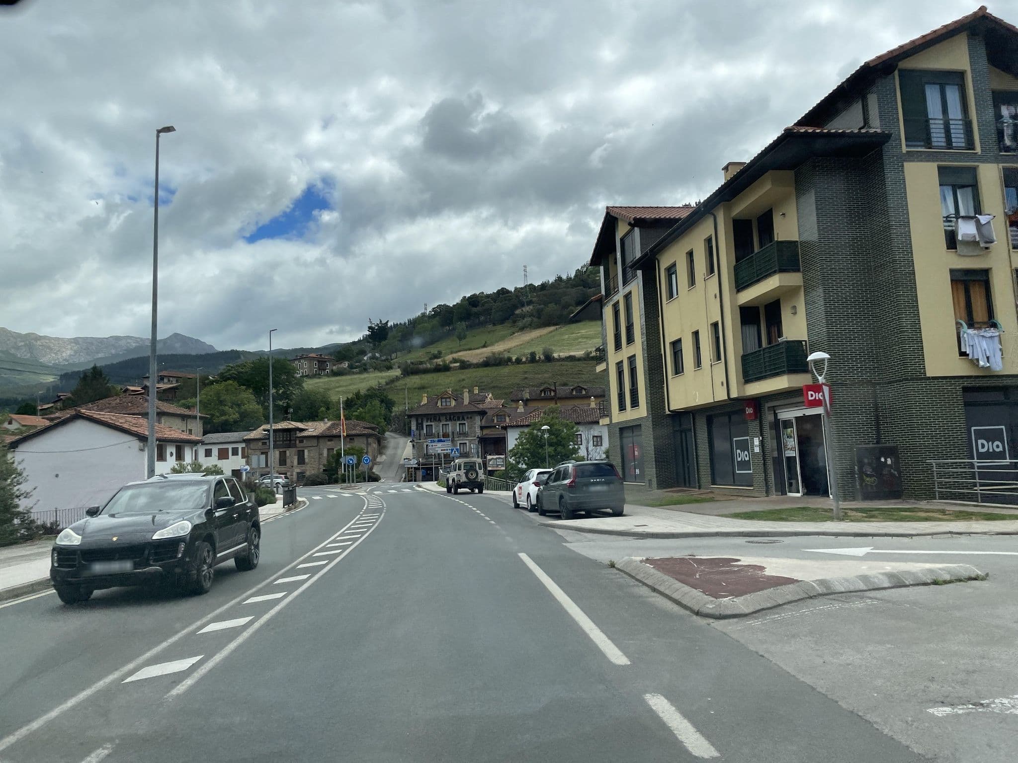 Street view near Hostal Toscana, Potes