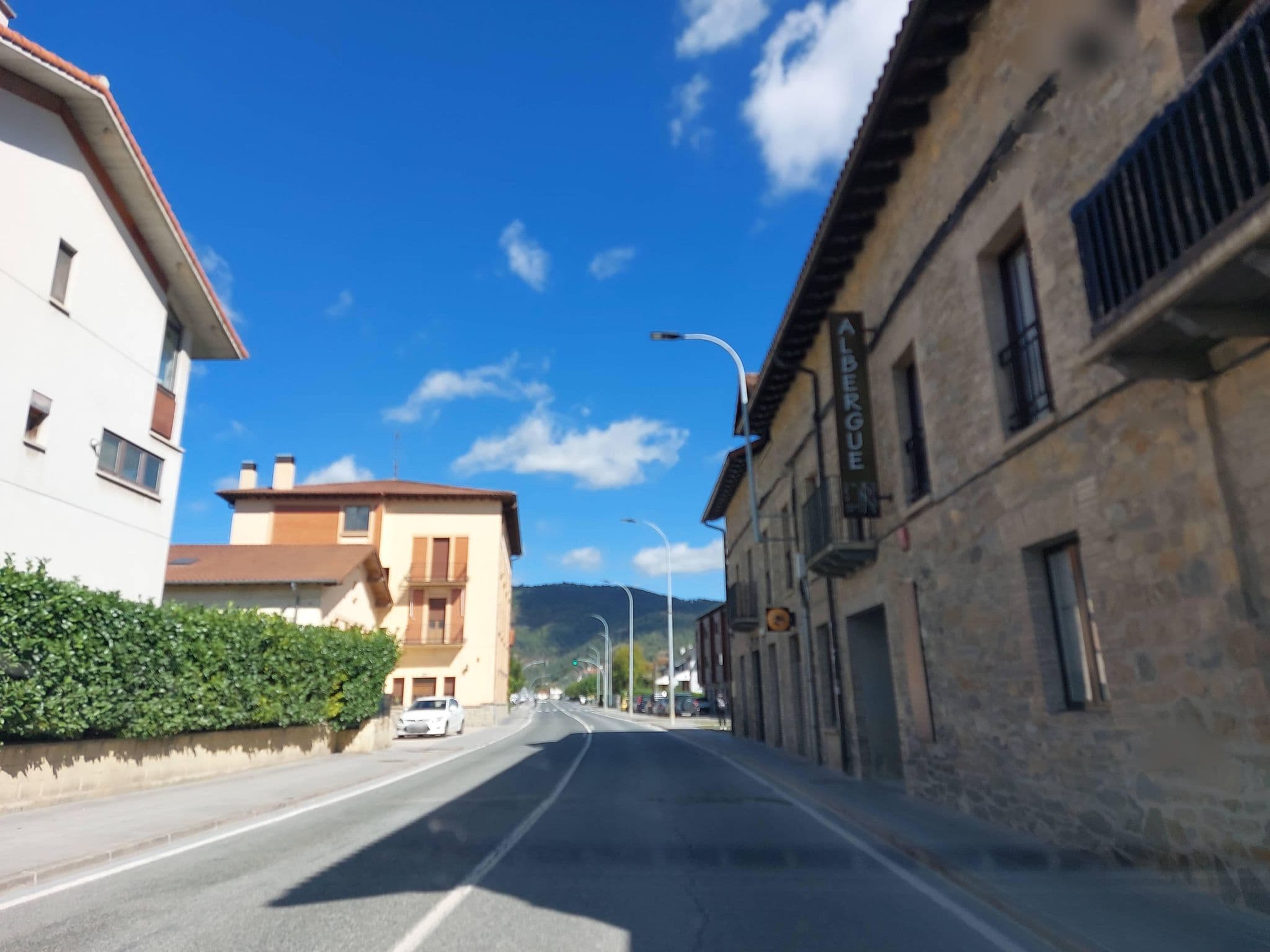 Street view near El Palo de Avellano, Huarte — © 5rmft (CC BY-SA · Mapillary)