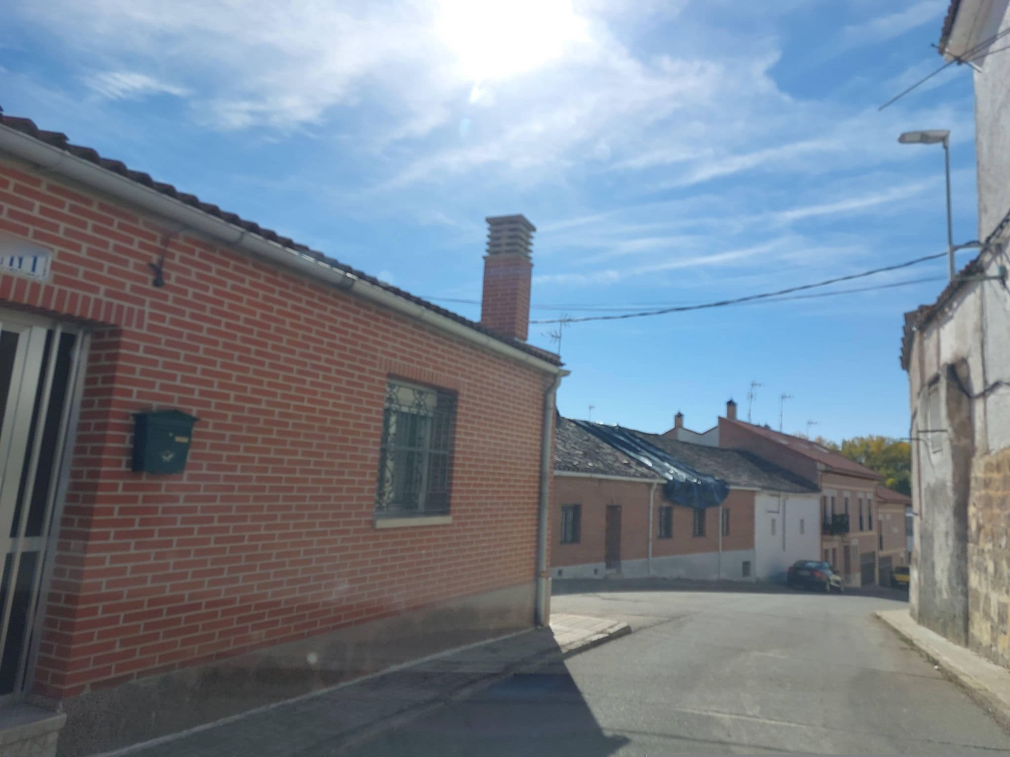 Street view near Albergue Espíritu Santo, Carrión de los Condes — © 5rmft (CC BY-SA · Mapillary)