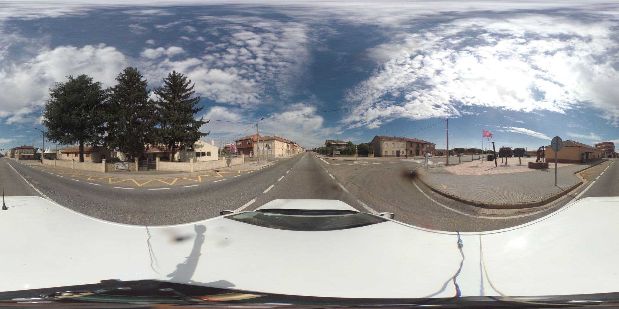 Street view near Albergue de San Martín del Camino, Villadangos del Páramo — © AdgobaAlvac (CC BY-SA · Mapillary)