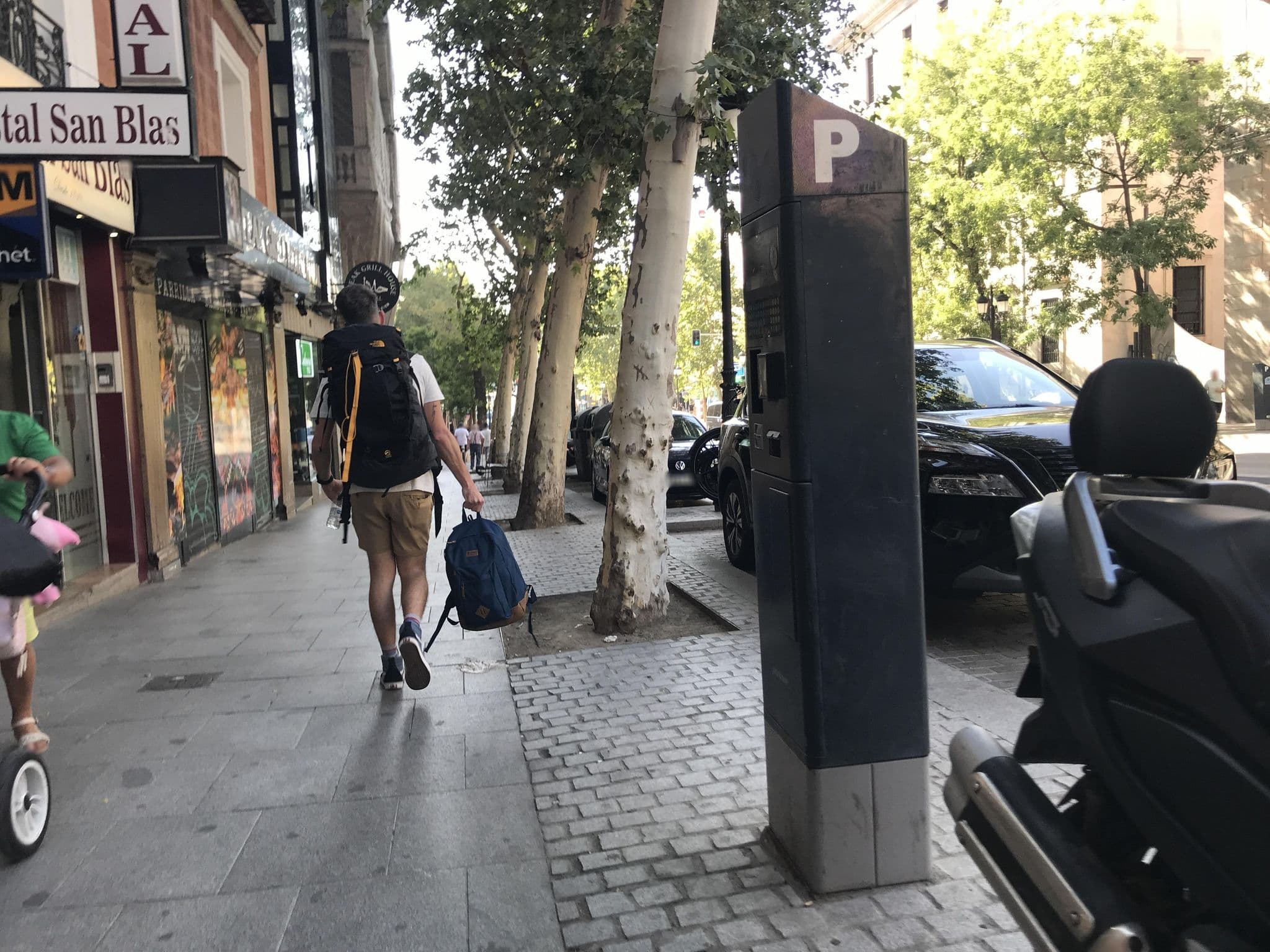 Street view near Hostal San Blas, Lavapiés — © miguel_andrade (CC BY-SA · Mapillary)