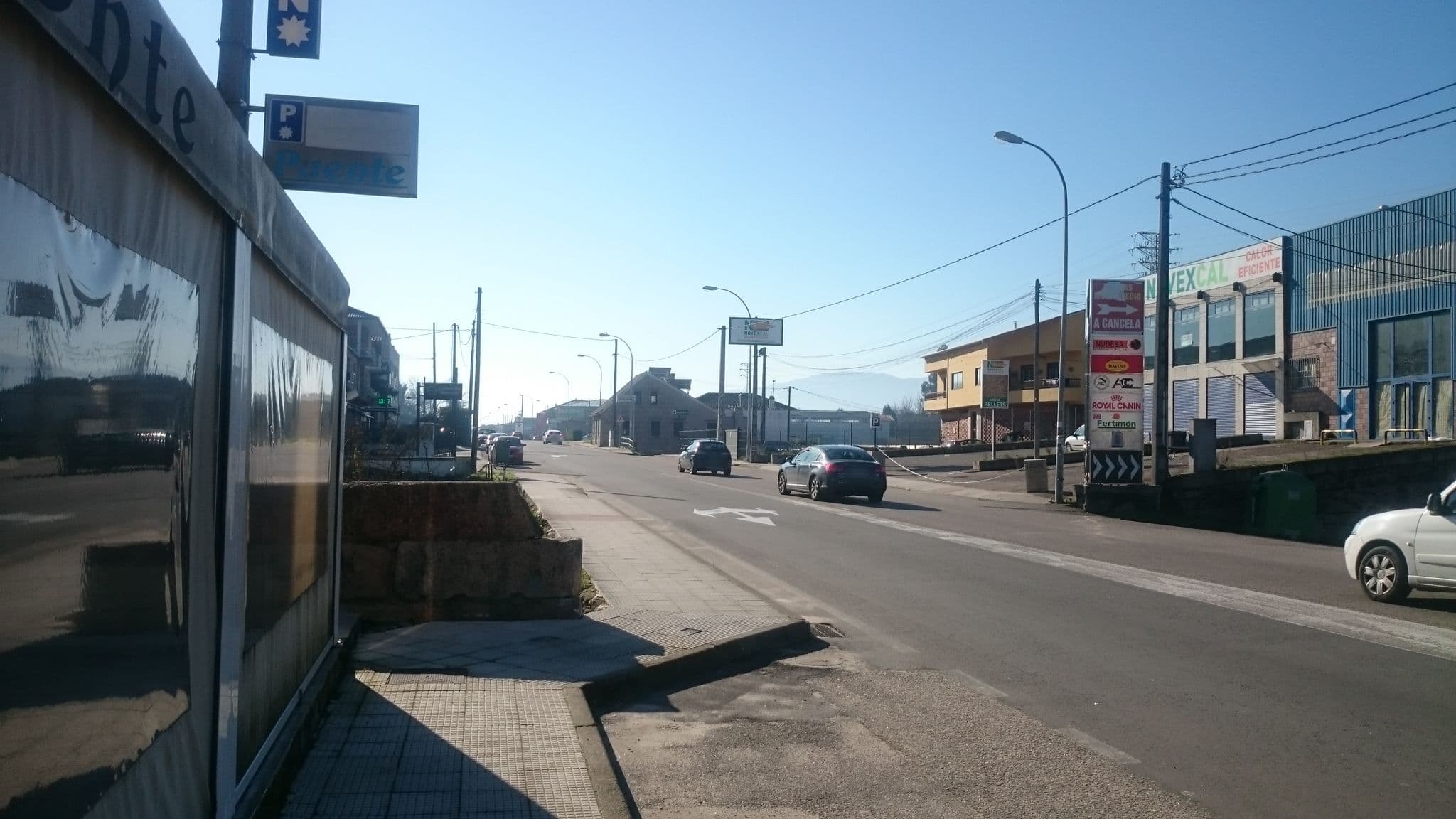 Street view near Pensión Puente, Porriño — © edvac (CC BY-SA · Mapillary)