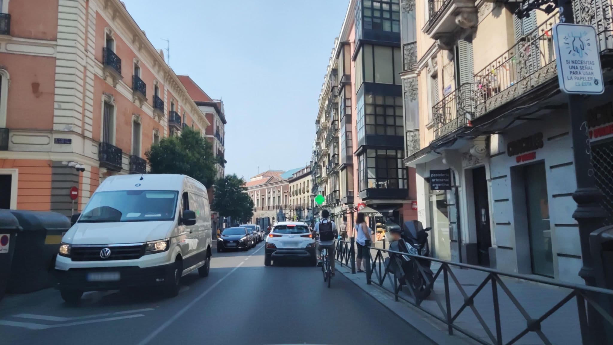 Street view near Eric Vökel Boutique Apartments, Universidad — © polkillas (CC BY-SA · Mapillary)
