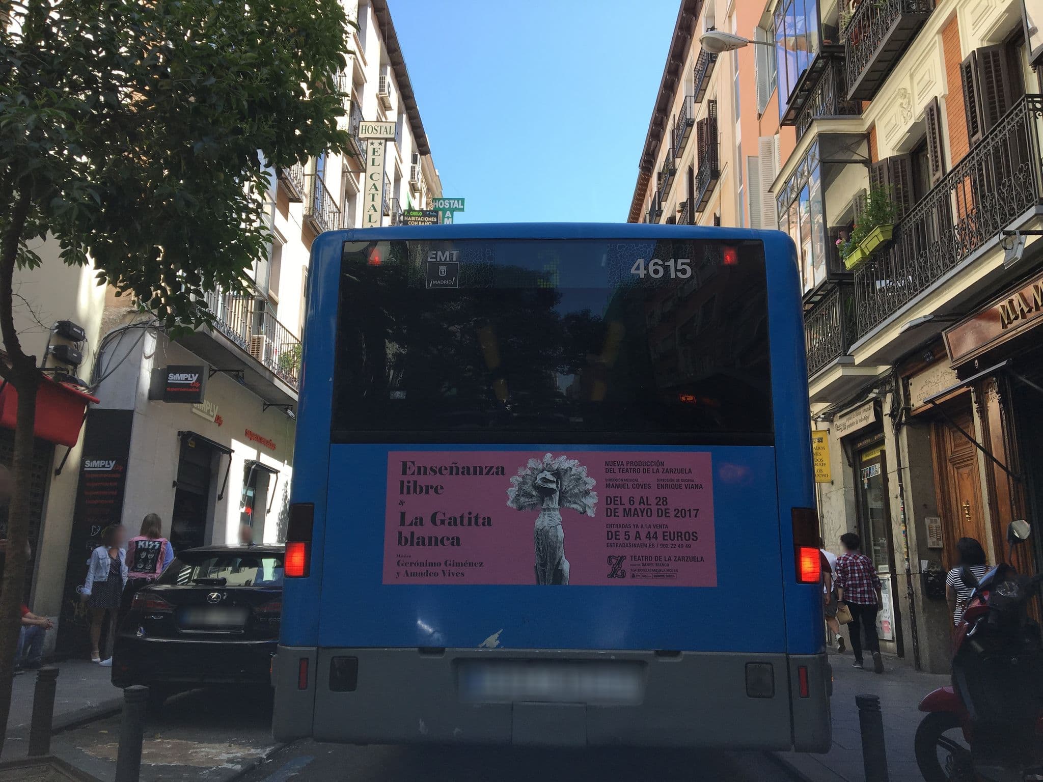 Street view near Hostal Zamora, Madrid Centro — © ccossio (CC BY-SA · Mapillary)