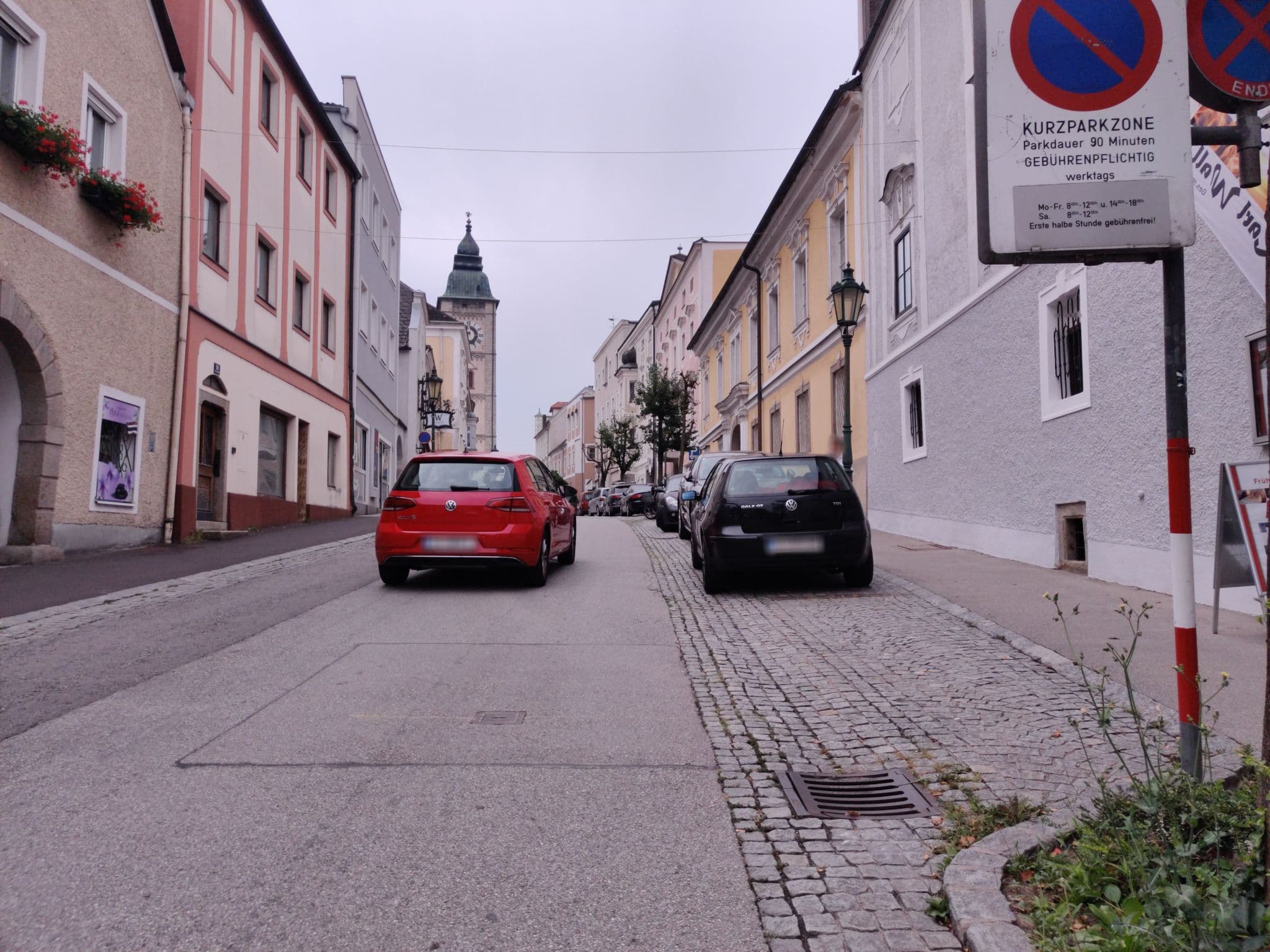 Street view near Karl Wall, Enns — © aceini (CC BY-SA · Mapillary)