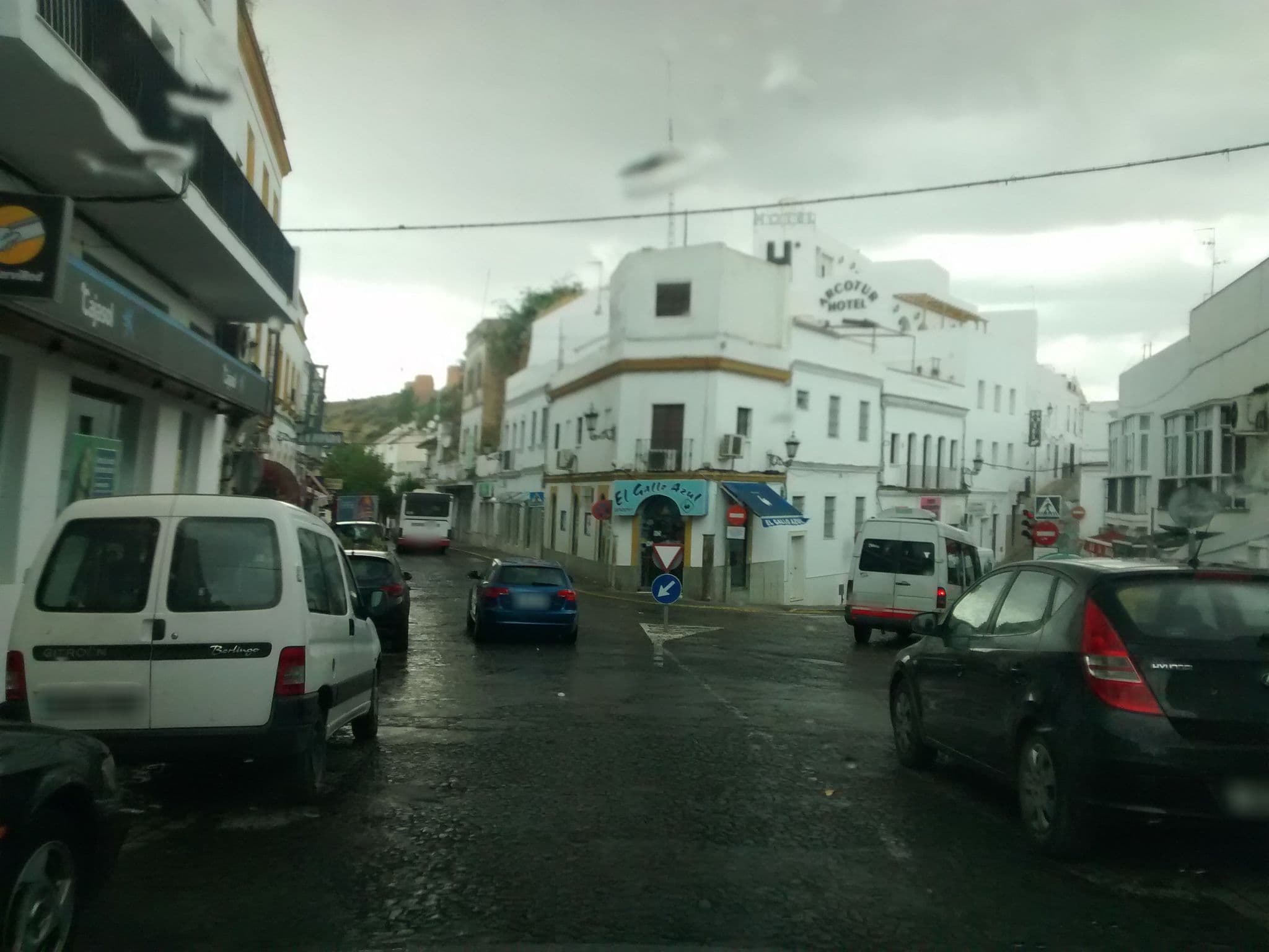 Street view near Meson La Fonda, Arcos de la Frontera — © egofer (CC BY-SA · Mapillary)