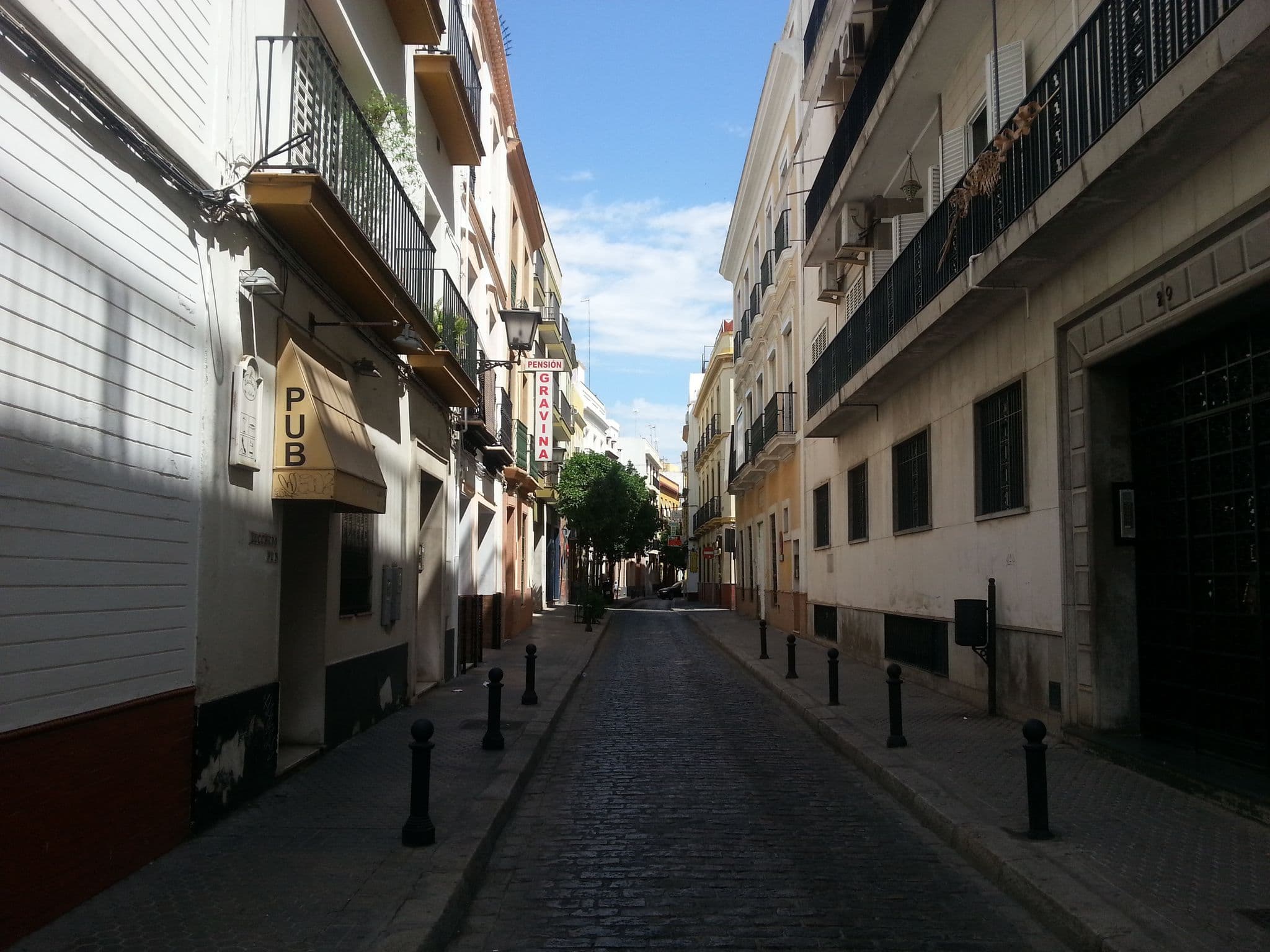 Street view near Pensión Gala, Sevilla