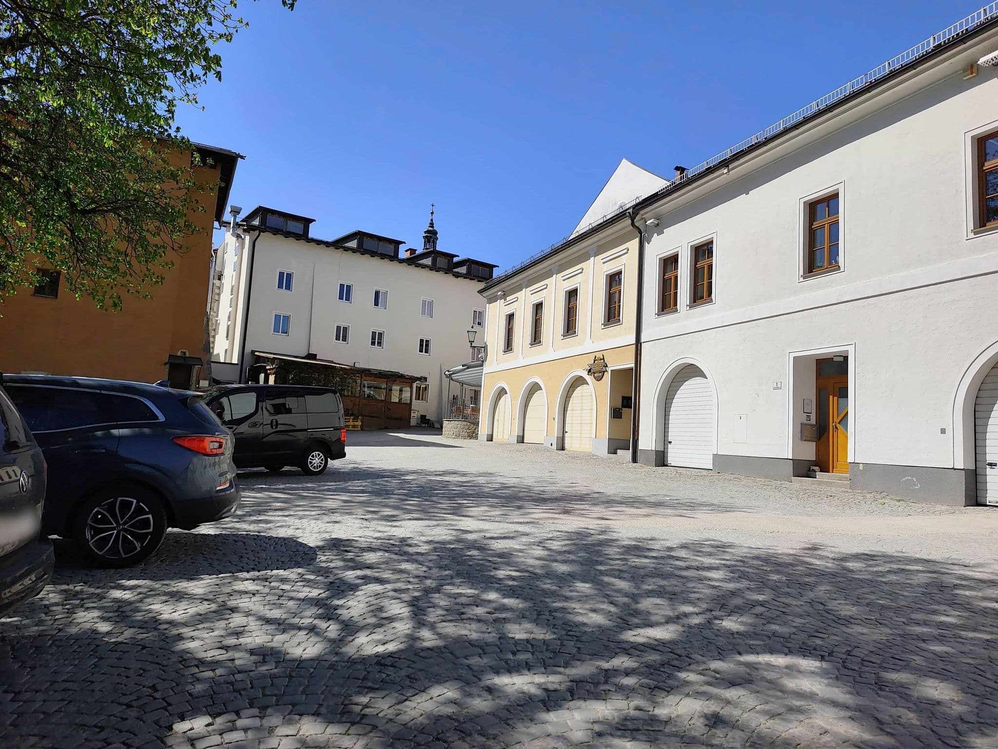 Street view near Hostelo – Jugendherberge im Speicher Freistadt, Freistadt — © Duro (CC BY-SA · Mapillary)