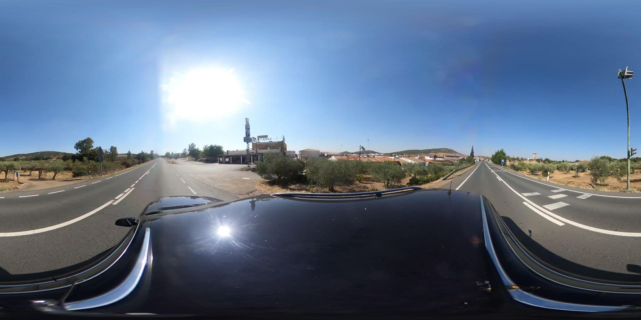 Street view near Hostal Hermanos Méndez, Puebla de Obando — © filohipo (CC BY-SA · Mapillary)