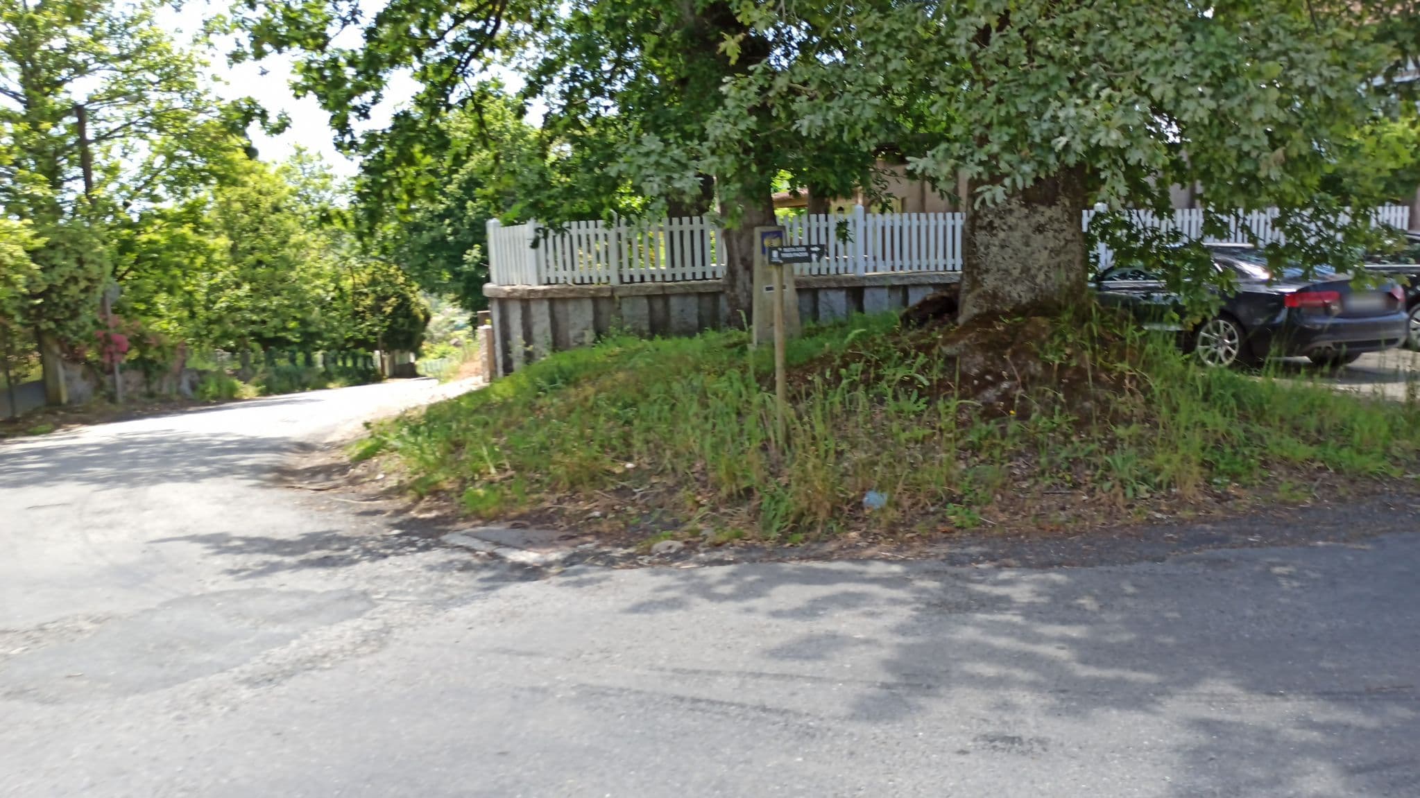 Street view near Albergue Anjana, Negreira — © iago (CC BY-SA · Mapillary)