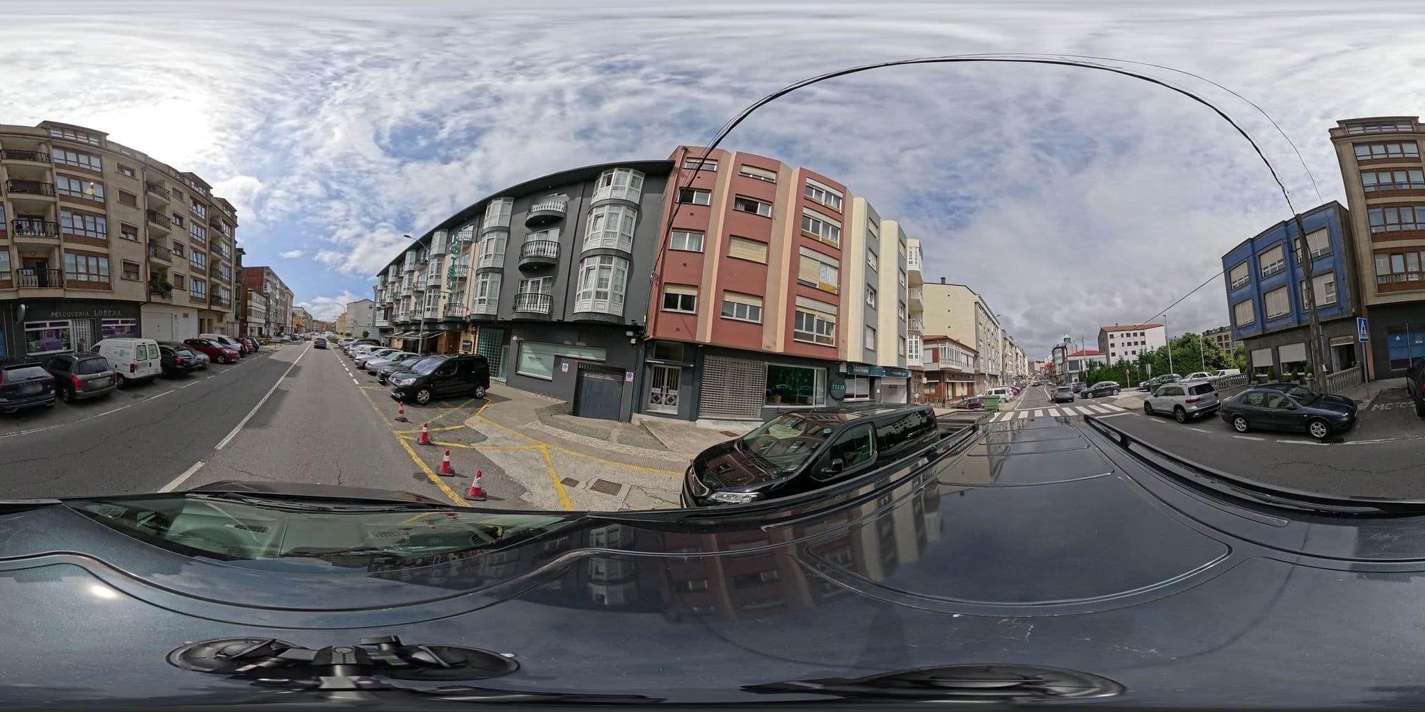 Street view near Hotel Insua, Cee — © seraq (CC BY-SA · Mapillary)
