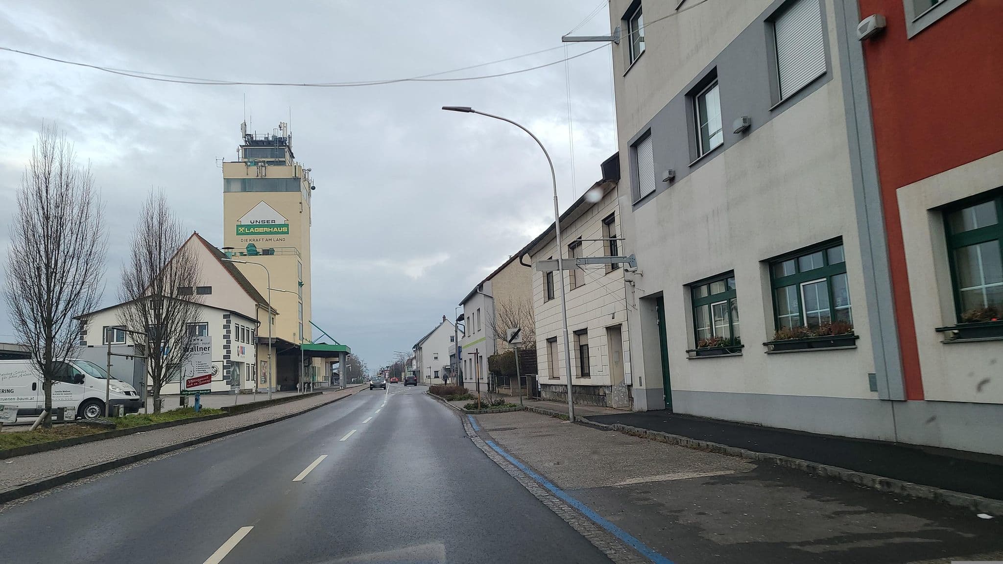 Street view near Wallner, Sankt Valentin — © chrisbeddow (CC BY-SA · Mapillary)