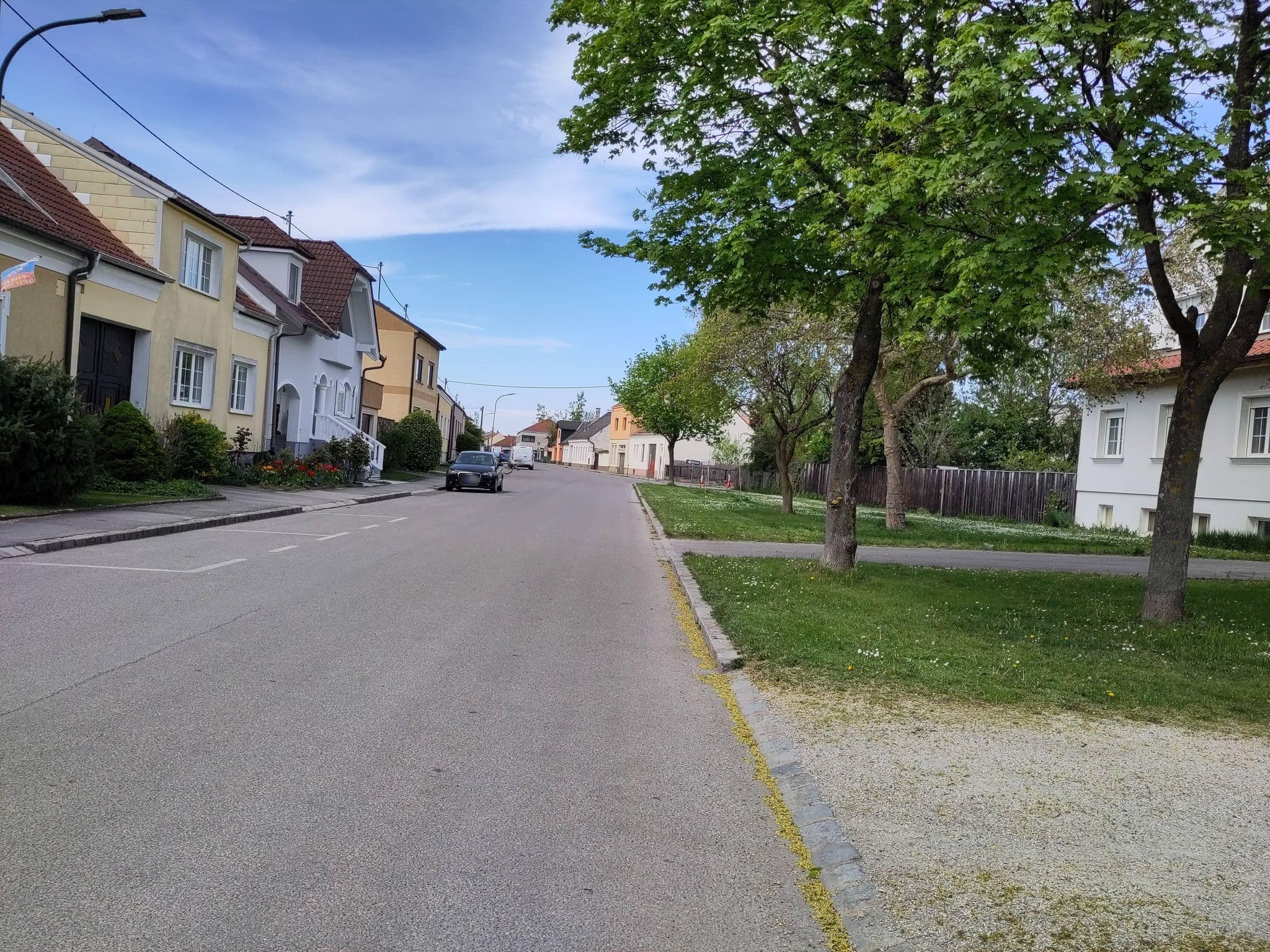 Street view near Ferienwohnungen Bareck, Pillichsdorf — © consens_verkehrsplanung (CC BY-SA · Mapillary)