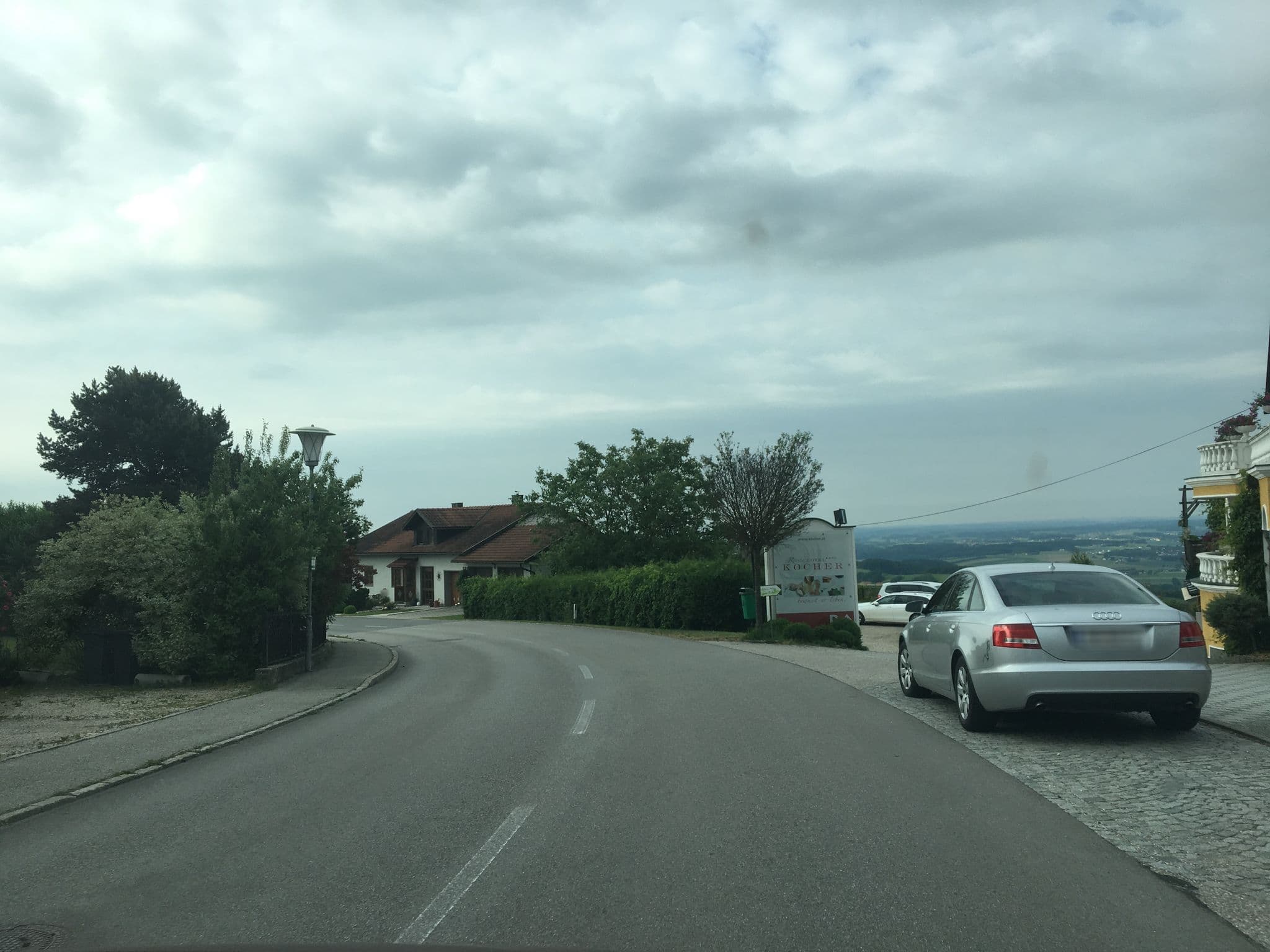 Street view near Hotel Kocher, Waizenkirchen — © schobi (CC BY-SA · Mapillary)