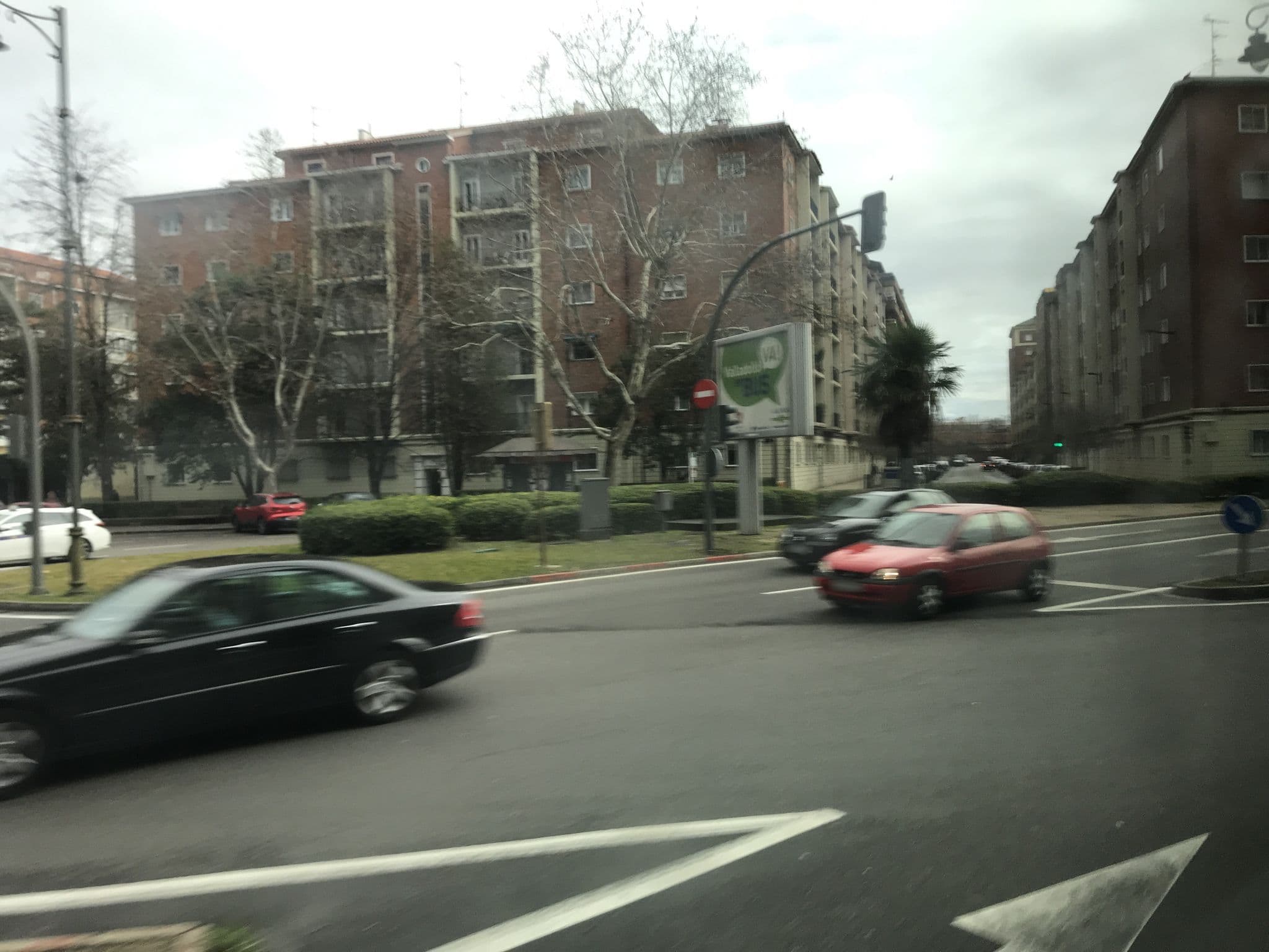 Street view near Hotel Zentral Parque, Valladolid — © miguel_andrade (CC BY-SA · Mapillary)