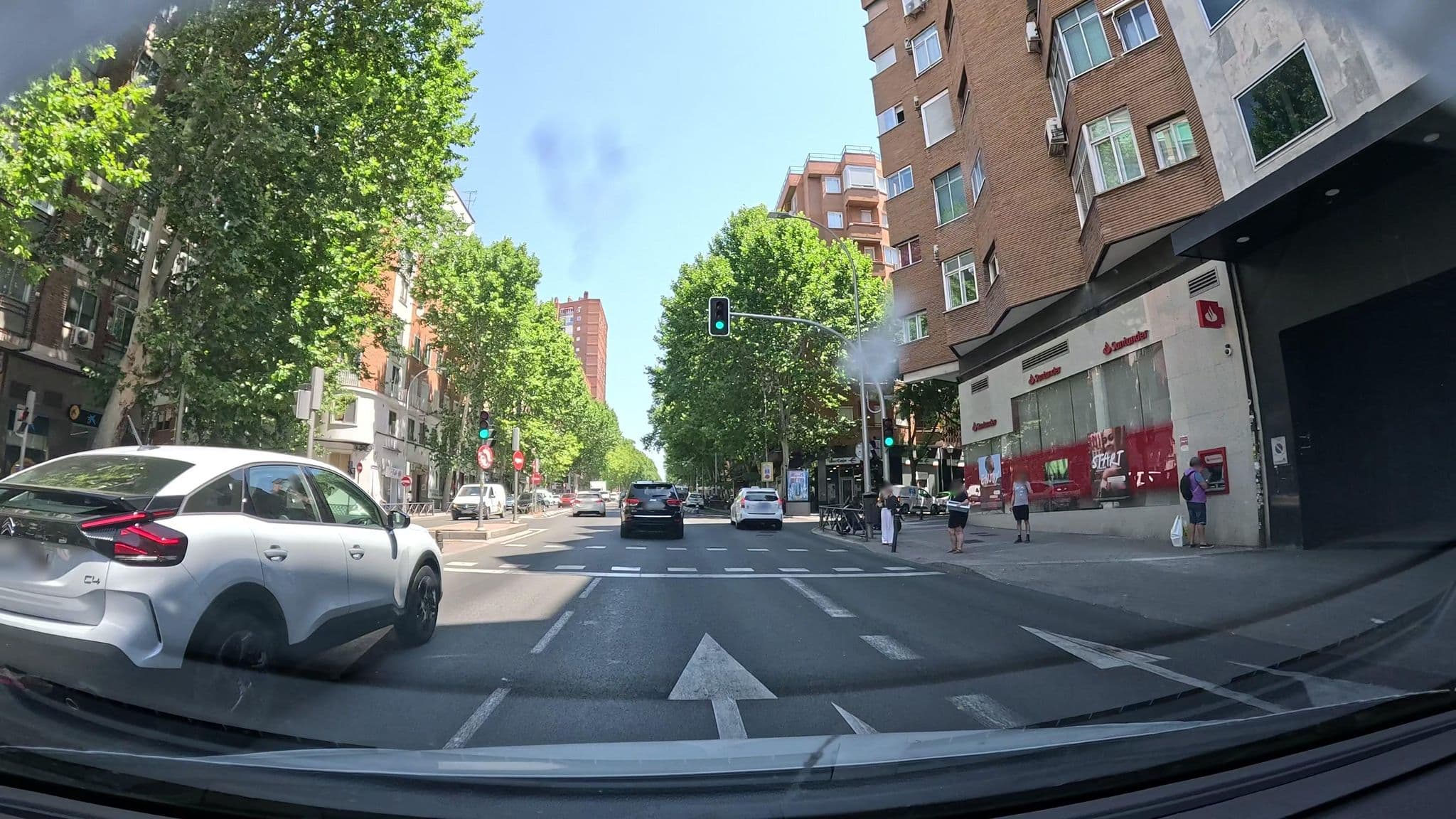 Street view near Residencia Atocha Río, Arganzuela — © Ralvar (CC BY-SA · Mapillary)