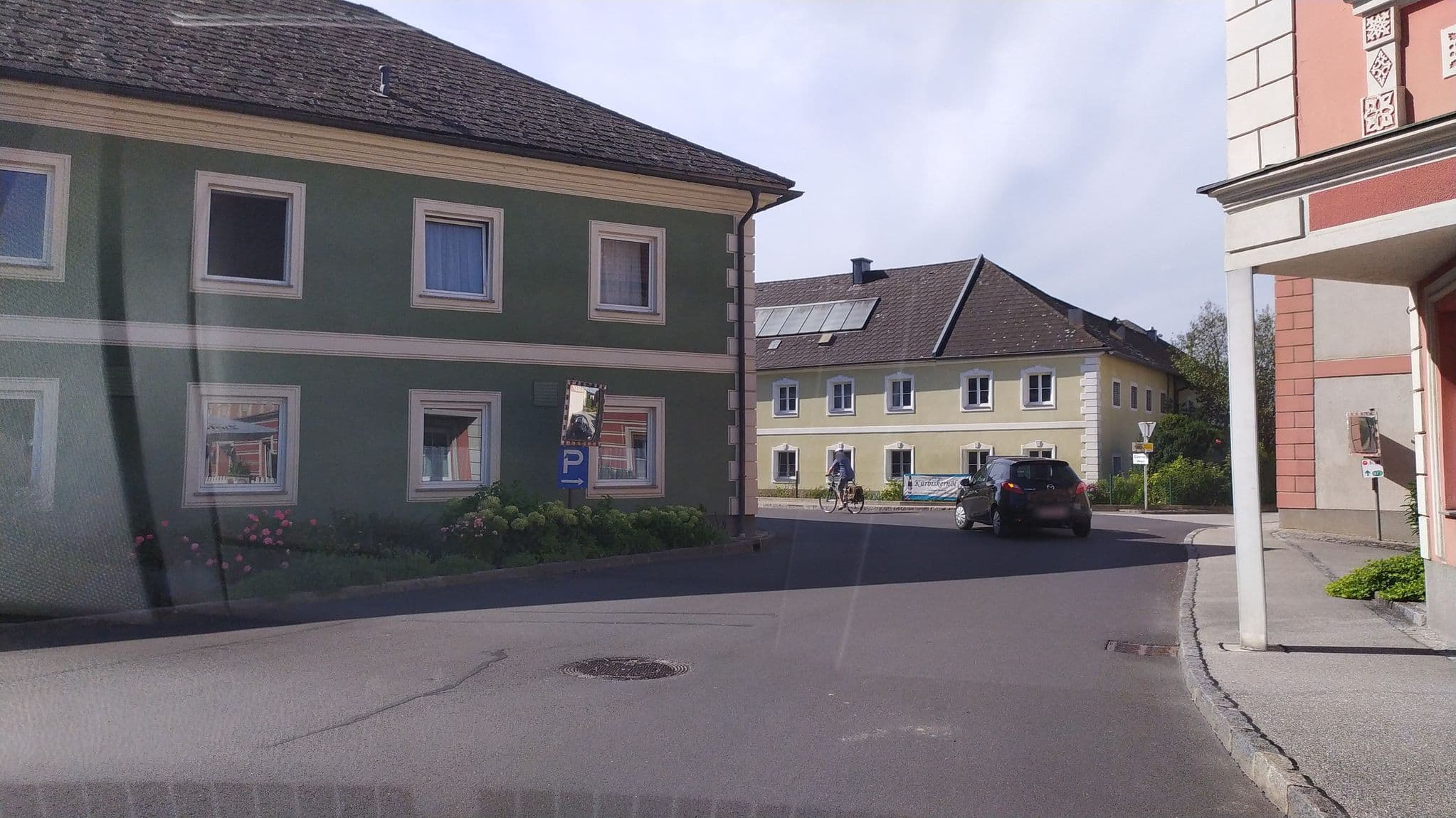 Street view near Pension Haberl, Wallsee — © suriv (CC BY-SA · Mapillary)