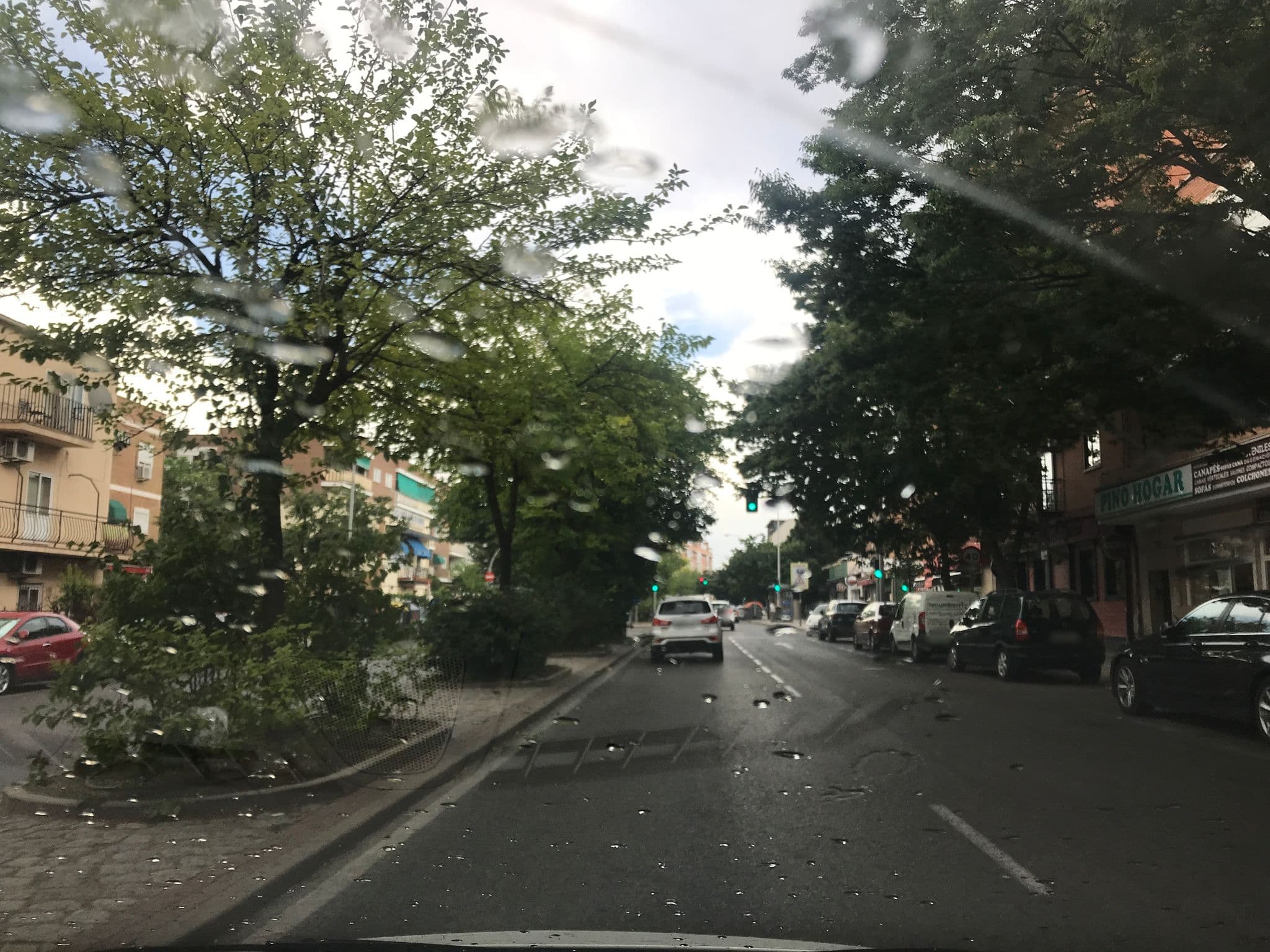 Street view near Hostal Avenida Barajas, Casco Histórico de Barajas — © calile (CC BY-SA · Mapillary)