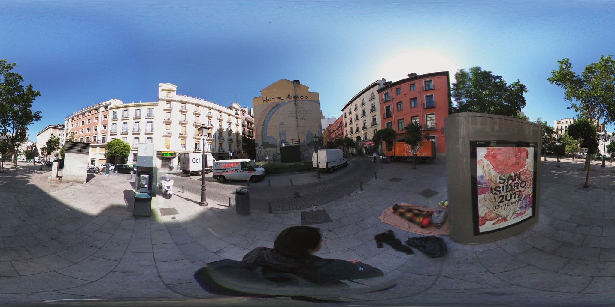 Street view near Hostal Acapulco, Madrid Centro