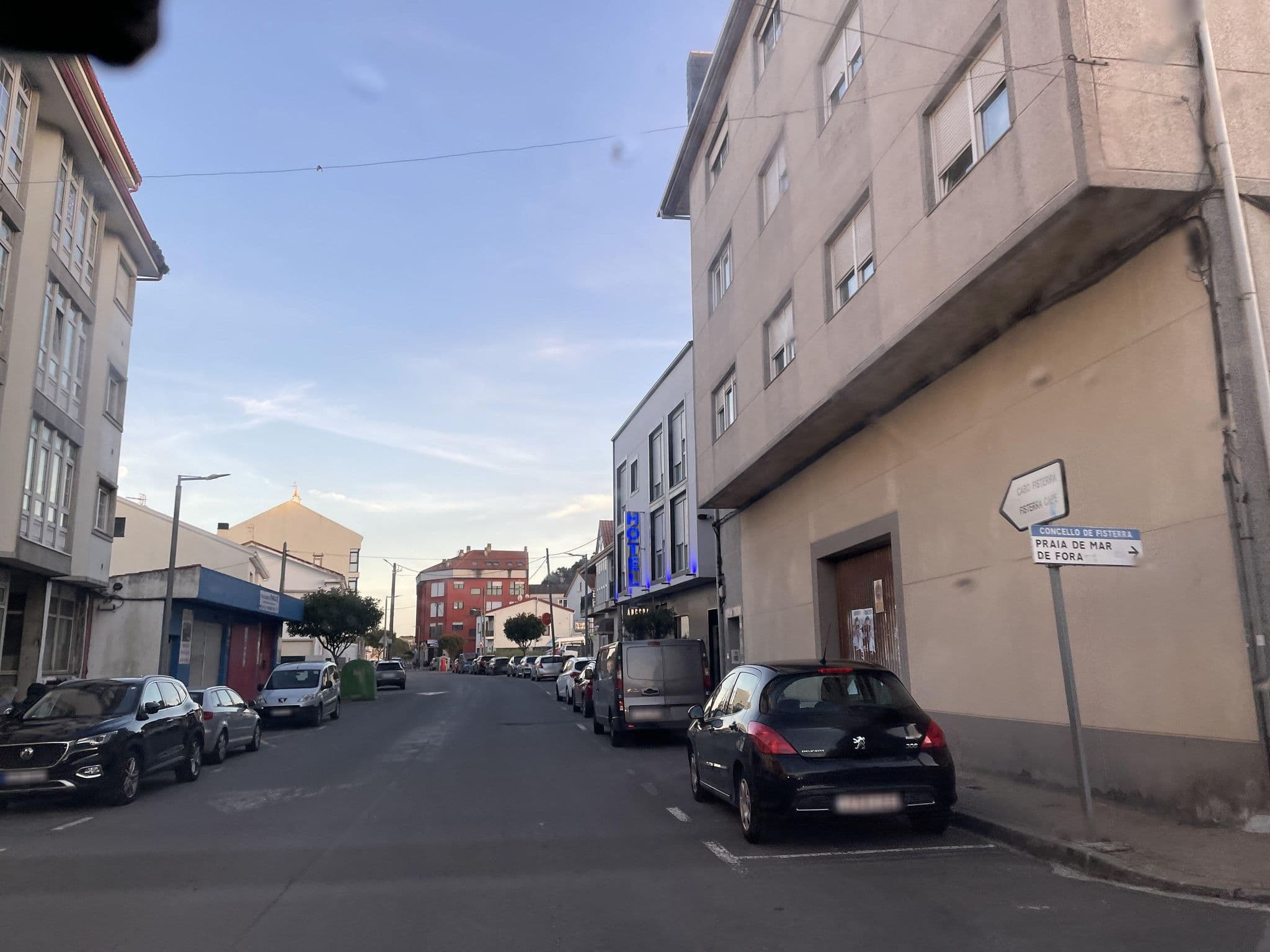 Street view near Hostal Rivas, Fisterra — © seraq (CC BY-SA · Mapillary)