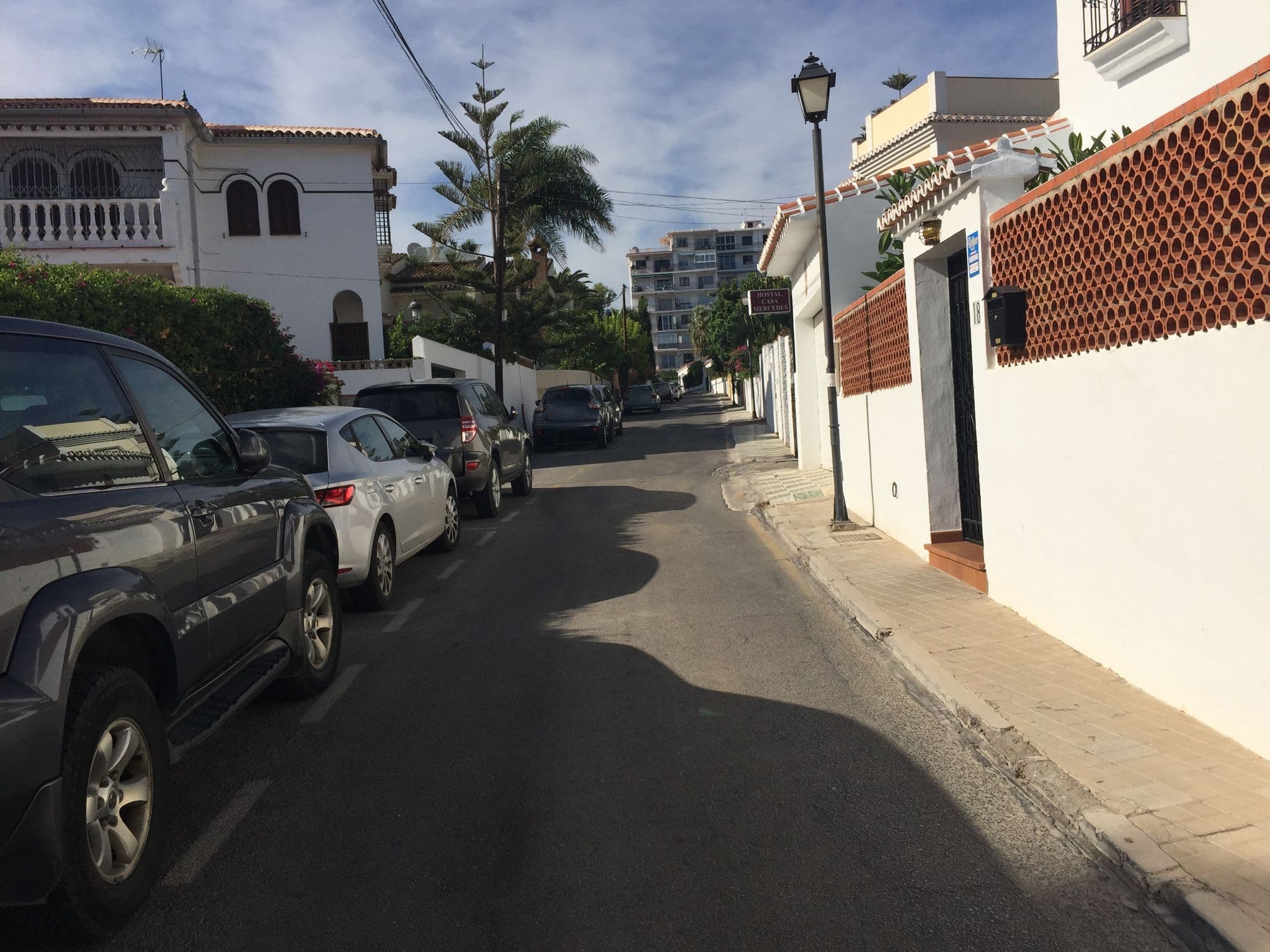 Street view near Hostal Casa Mercedes, Nerja — © simen (CC BY-SA · Mapillary)