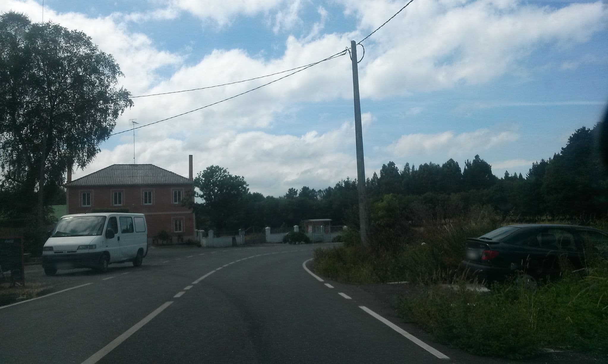 Street view near Albergue A Lagoa, Guitiriz — © gaptpro (CC BY-SA · Mapillary)