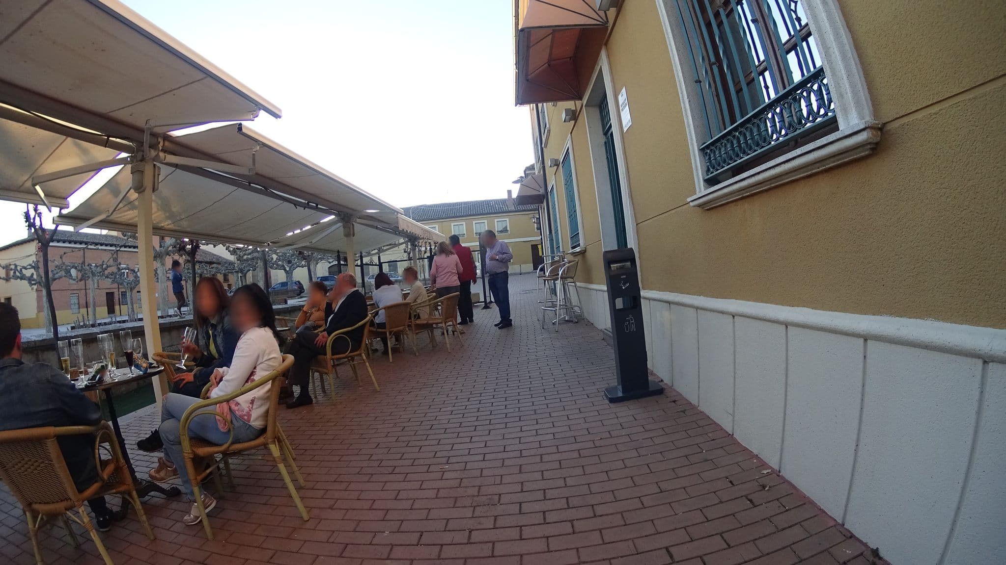 Street view near Hotel San Martín, Astudillo — © robertogeb (CC BY-SA · Mapillary)