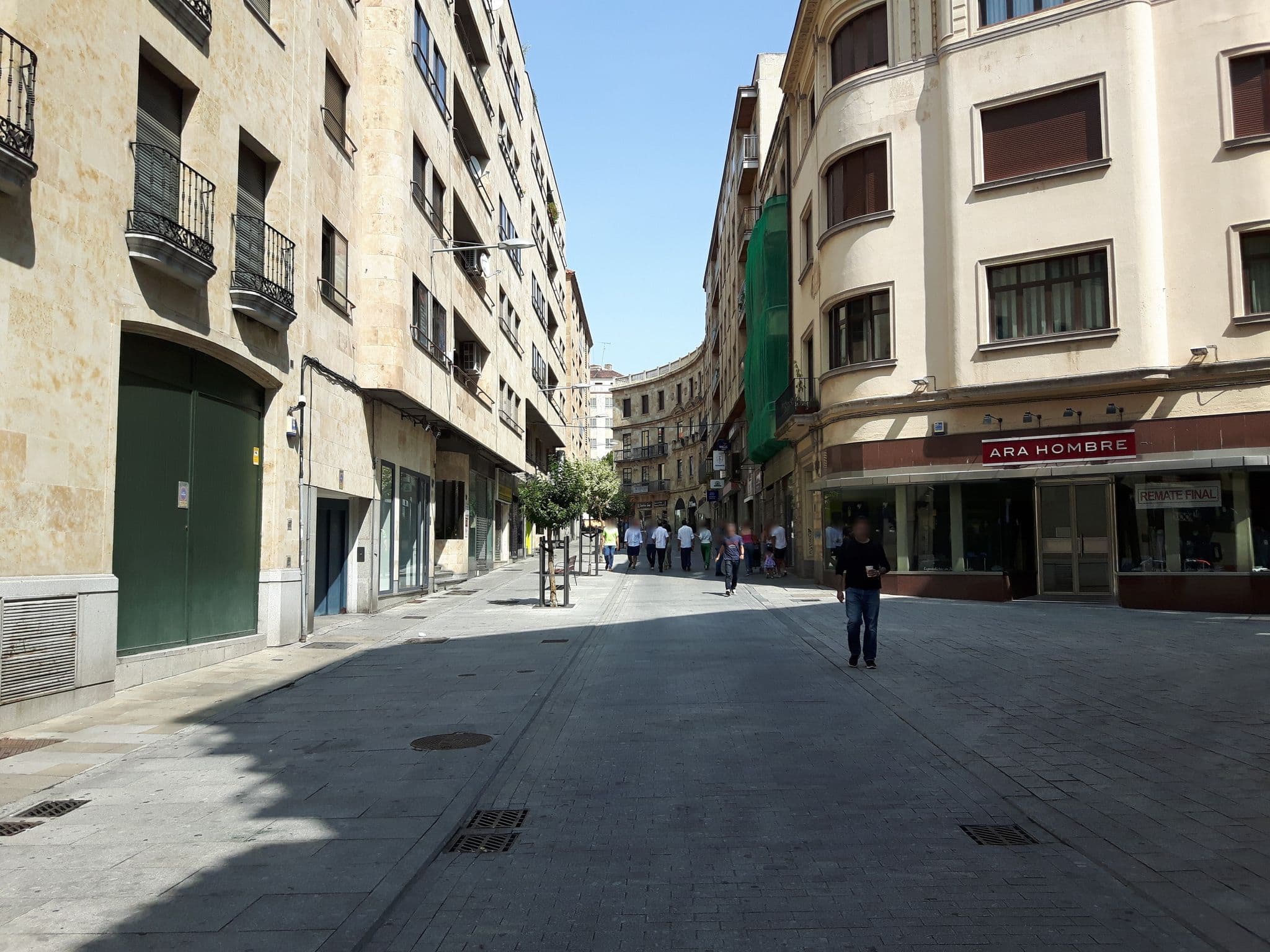 Street view near Hotel Amefa, Santa Marta de Tormes — © civitas (CC BY-SA · Mapillary)