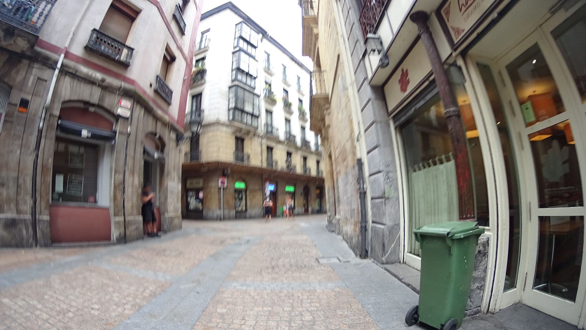 Street view near 7 Kale, Bilbao — © robertogeb (CC BY-SA · Mapillary)
