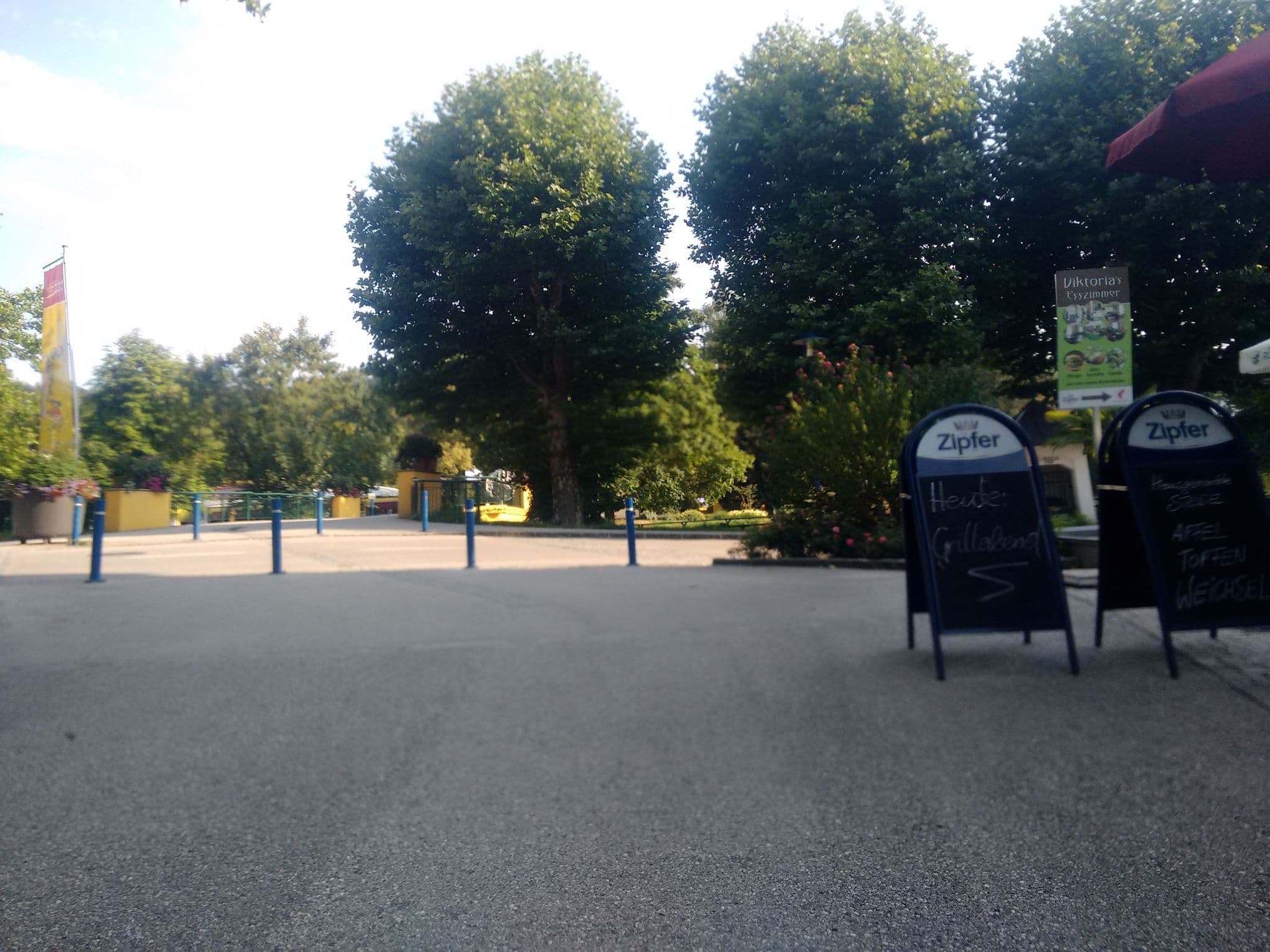 Street view near Viktoria, Bad Schallerbach — © gzin (CC BY-SA · Mapillary)