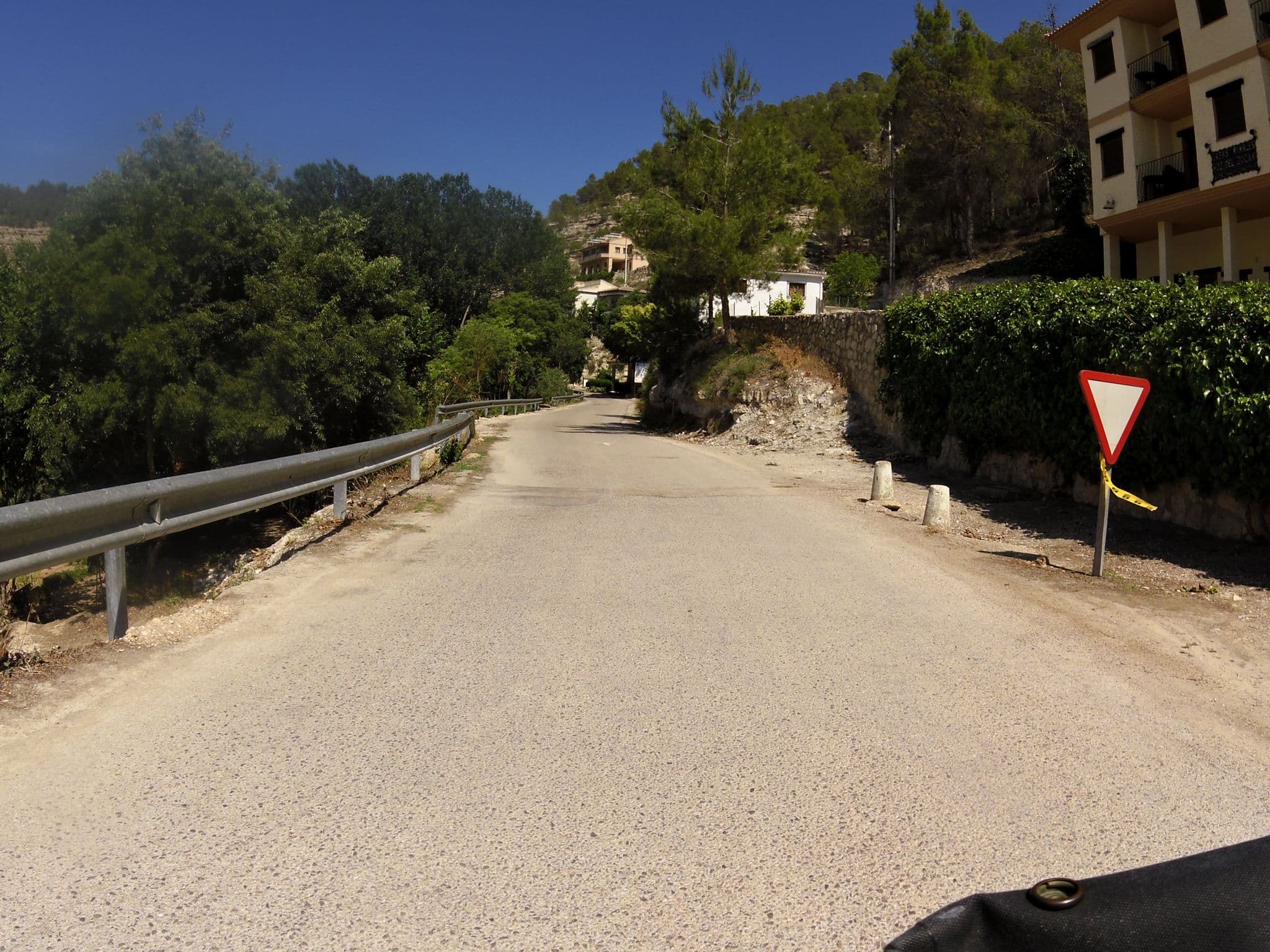 Street view near Casas rurales Hoz del Jucar, Alcalá del Júcar — © marczoutendijk (CC BY-SA · Mapillary)