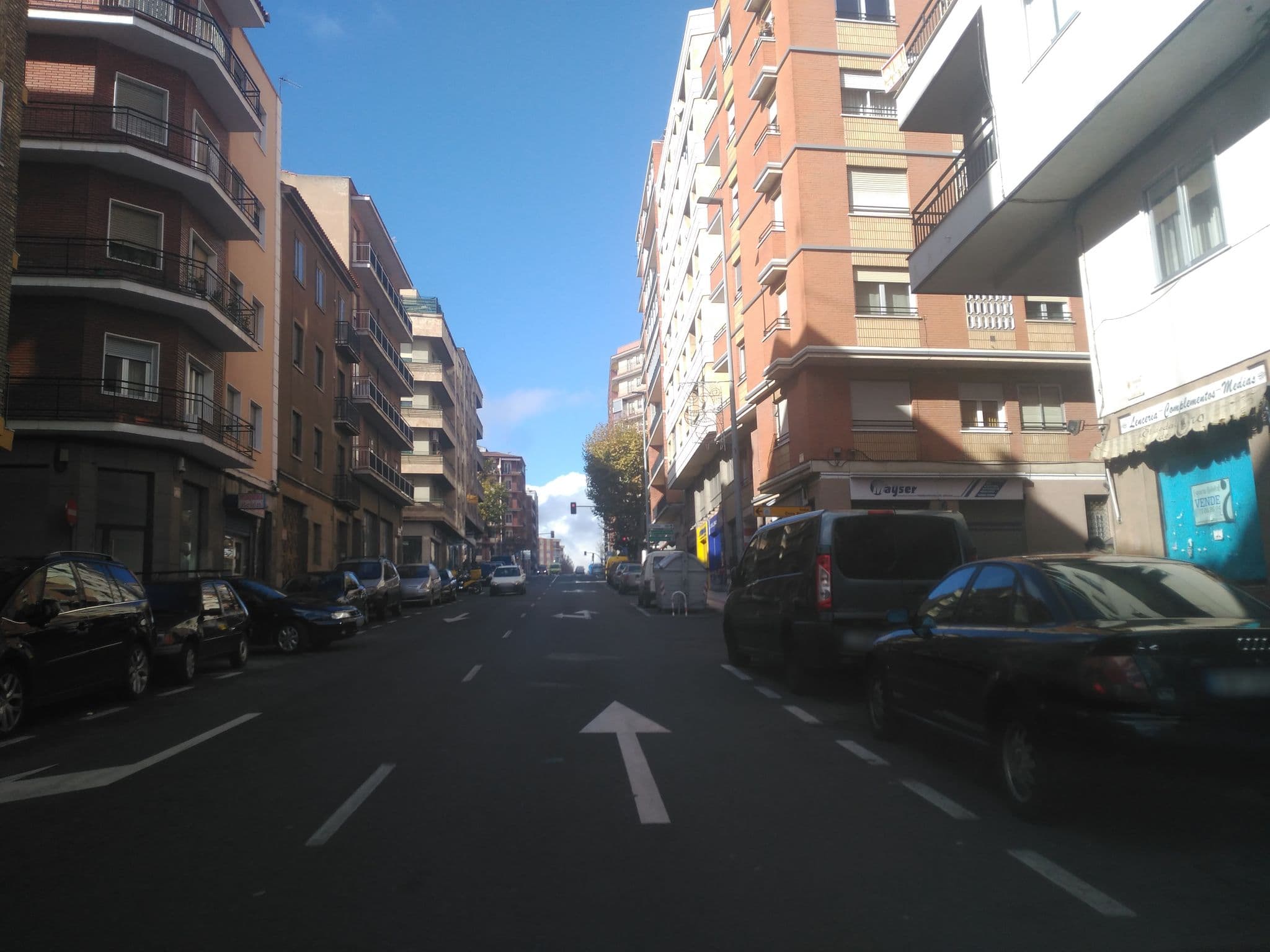 Street view near Hostal Conde David, Villamayor — © sanchi (CC BY-SA · Mapillary)