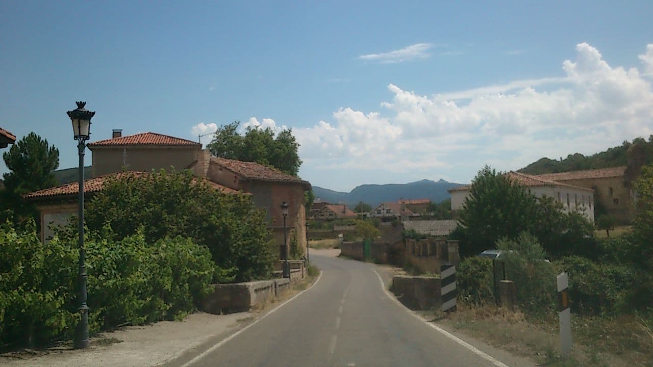 Street view near Casa Rural Angulo, Trespaderne — © msevilla00 (CC BY-SA · Mapillary)