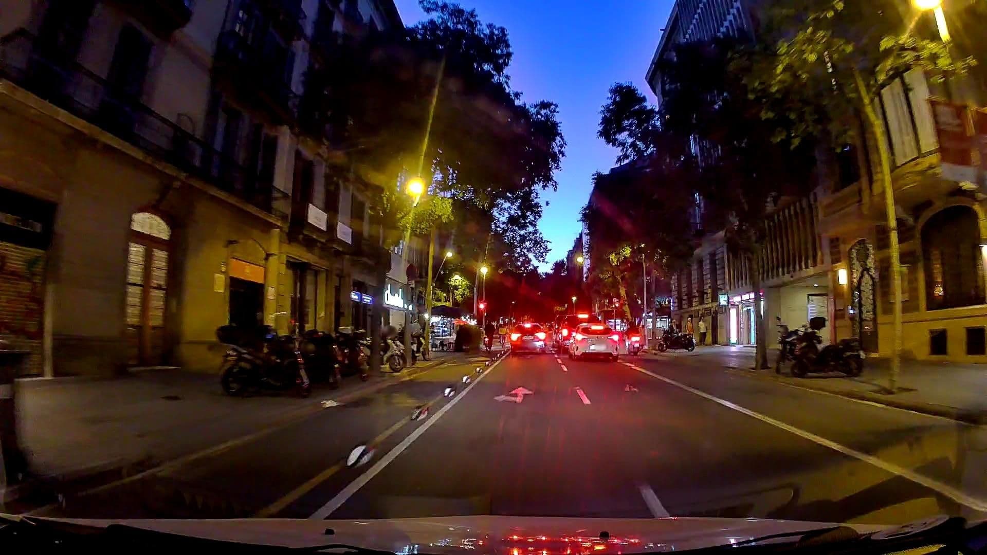 Street view near Hotel Victoria Palace, Dreta de l'Eixample — © m_esp_32 (CC BY-SA · Mapillary)