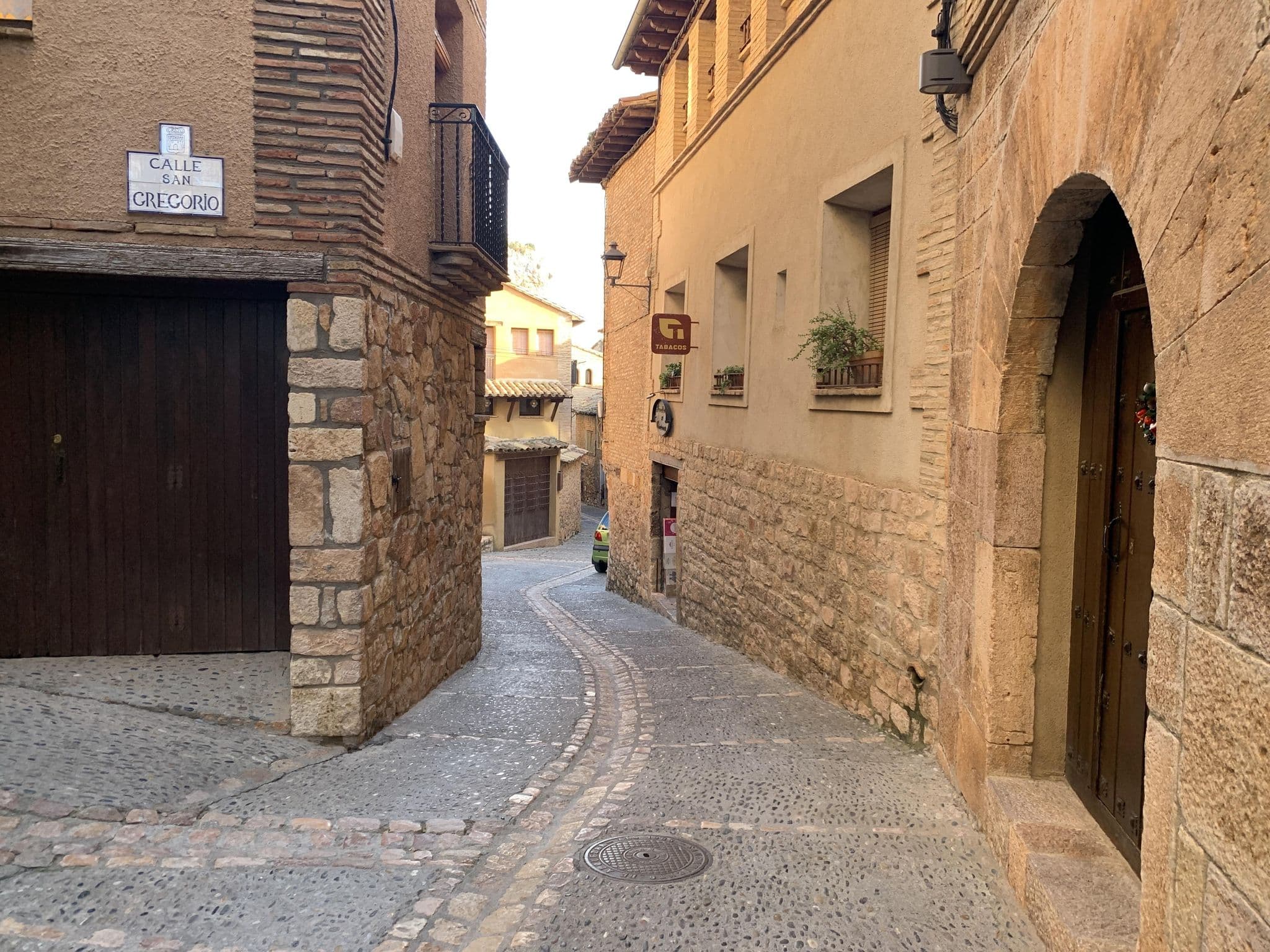 Street view near Hotel Castillo, Barbastro — © robot8a (CC BY-SA · Mapillary)
