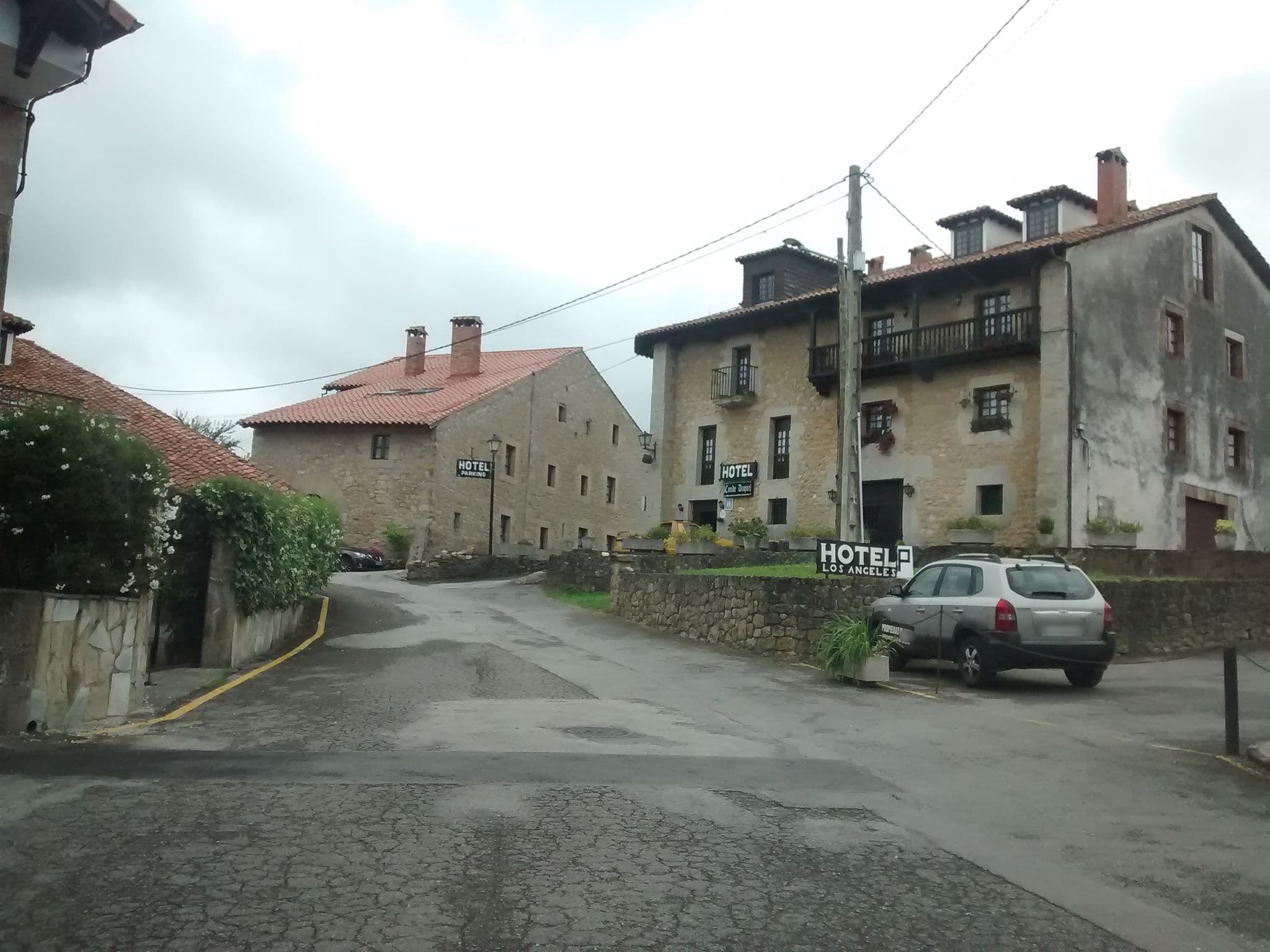 Street view near Posada Araceli, Santillana — © egofer (CC BY-SA · Mapillary)