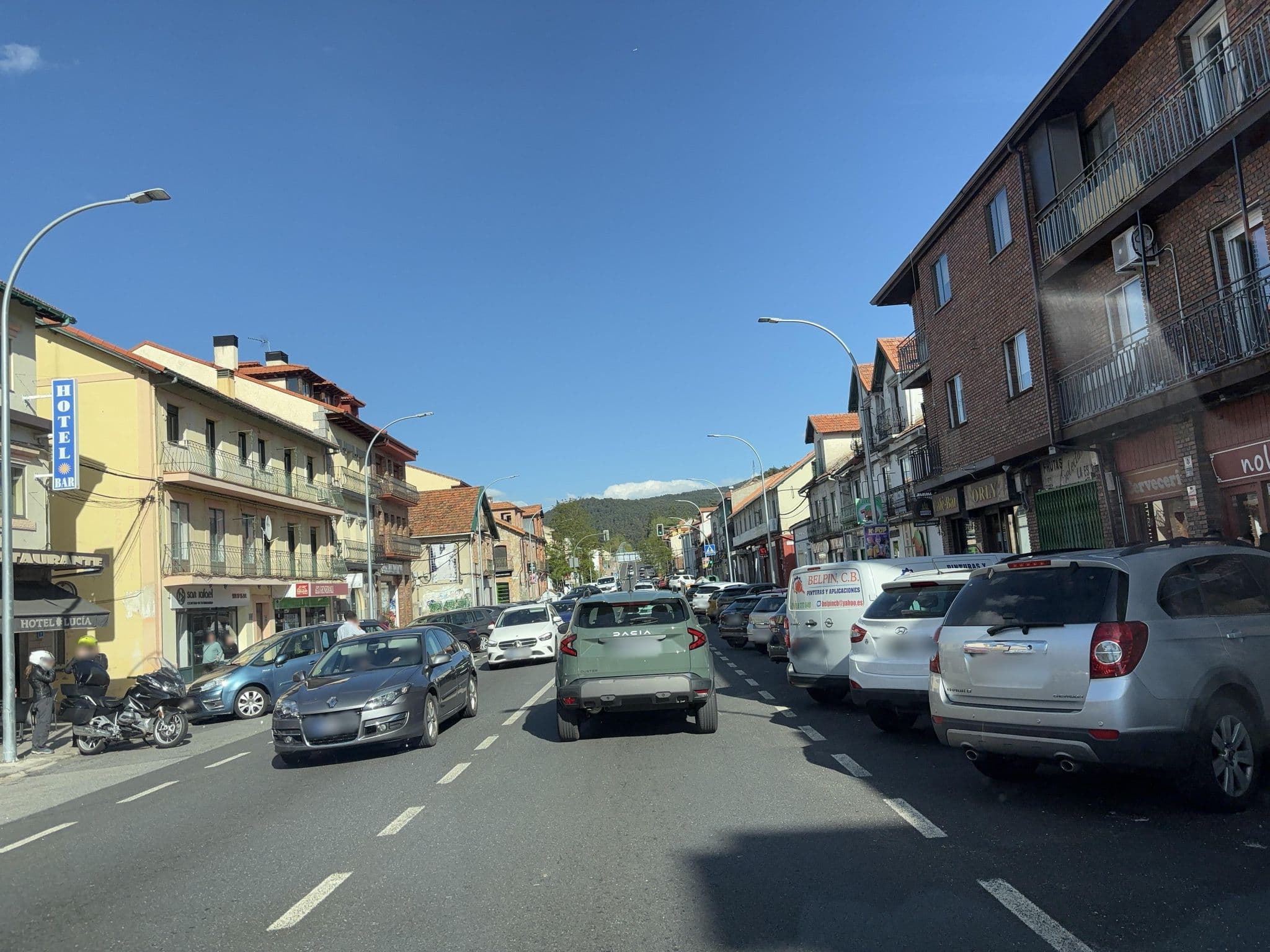 Street view near Hotel Lucia, Guadarrama — © seraq (CC BY-SA · Mapillary)