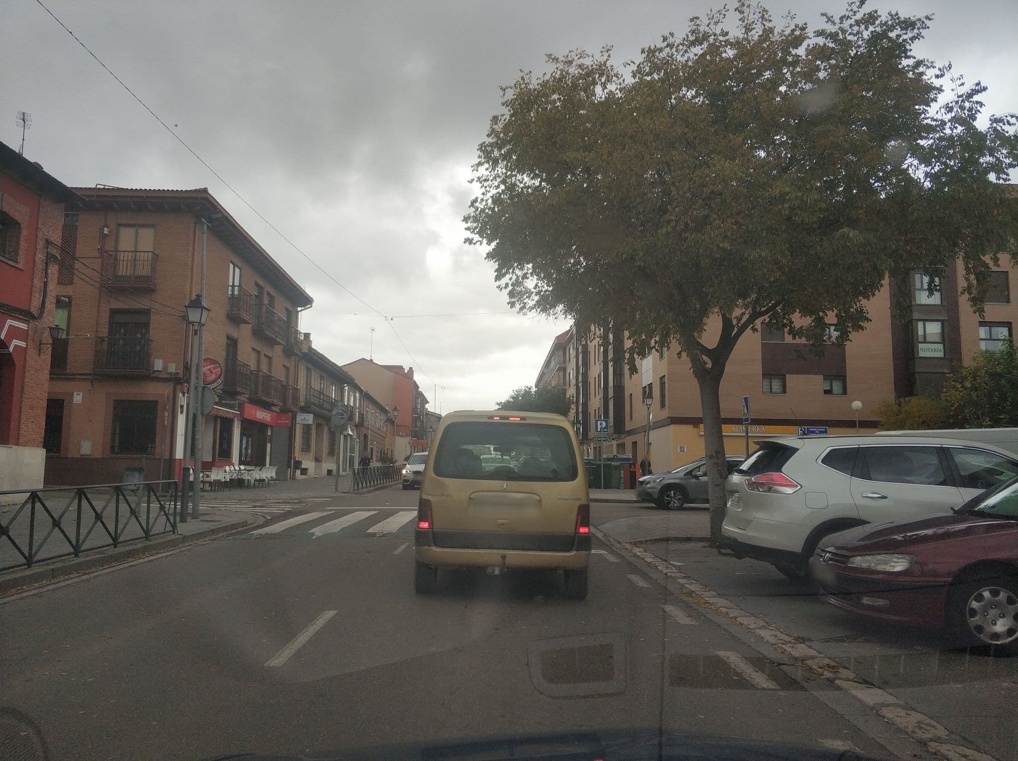 Street view near Hotel Los Toreros, Tordesillas — © sanchi (CC BY-SA · Mapillary)