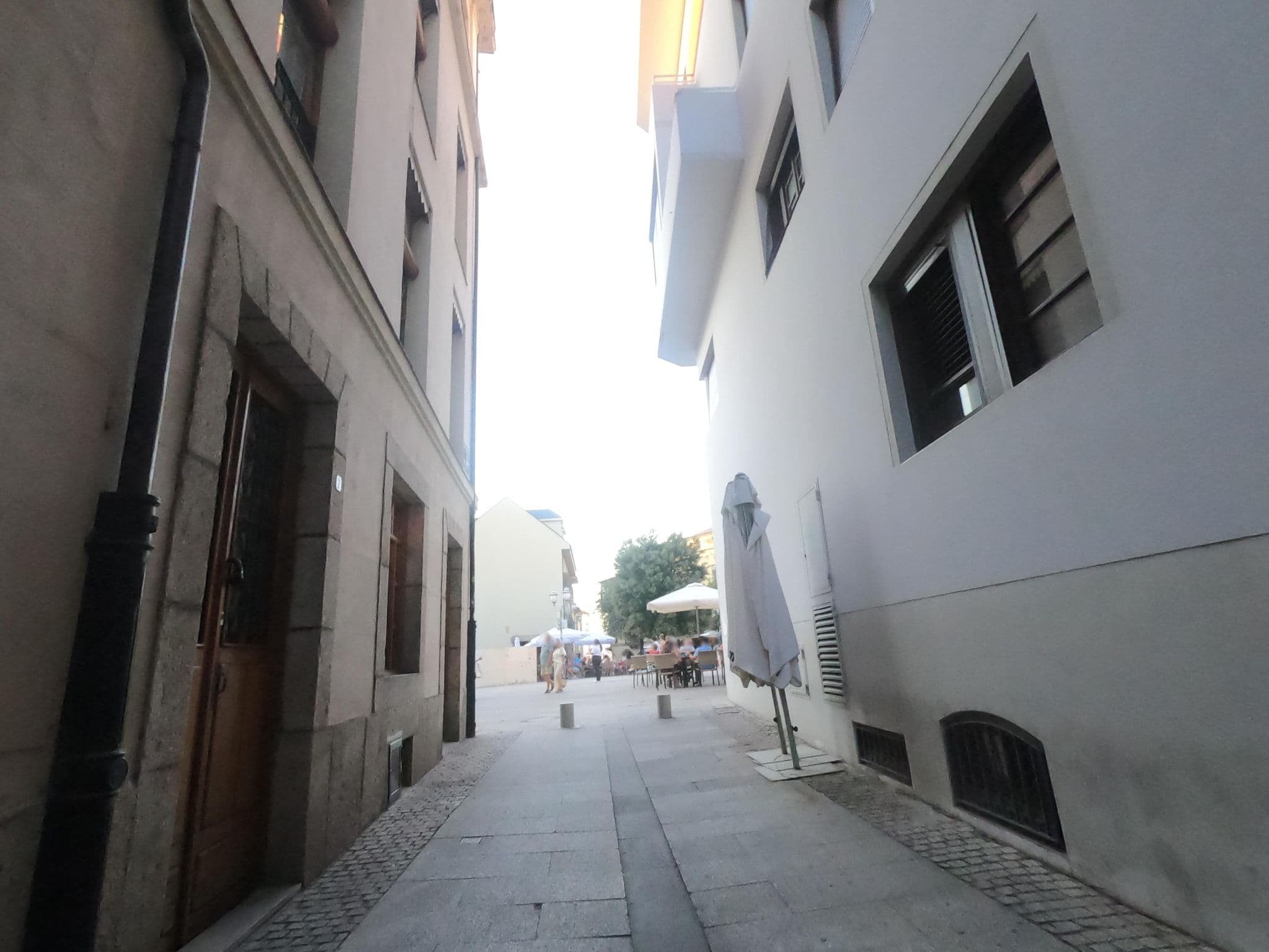 Street view near Hostal Virgen de la Encina, Ponferrada — © filohipo (CC BY-SA · Mapillary)